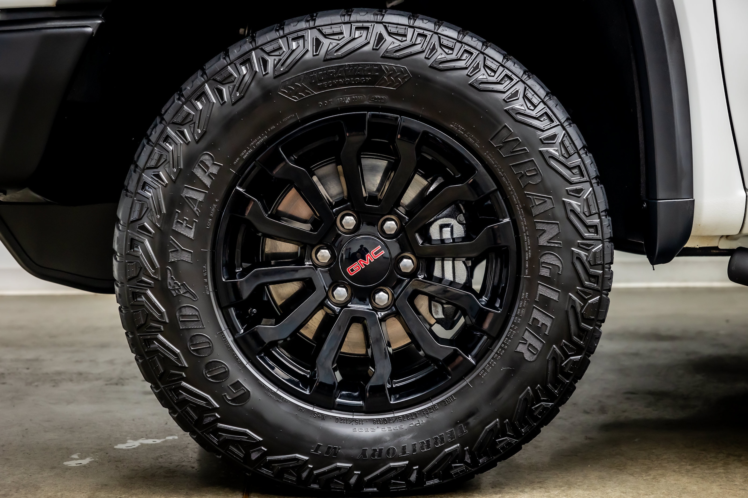 2023 GMC Sierra 1500 AT4X - Photo 40