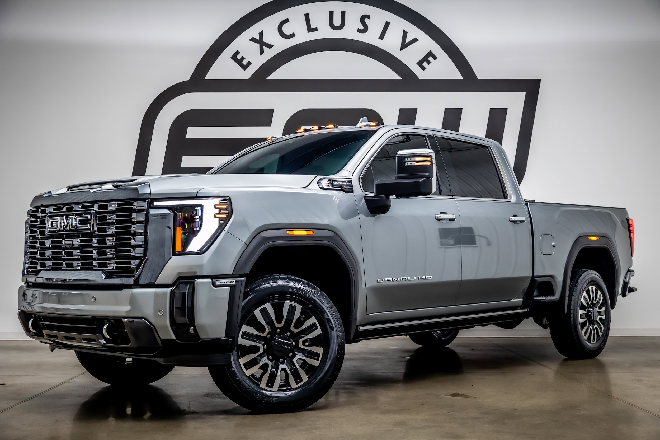 2024 GMC Sierra 4WD Crew Cab Long Box Denali Ultimate's photo