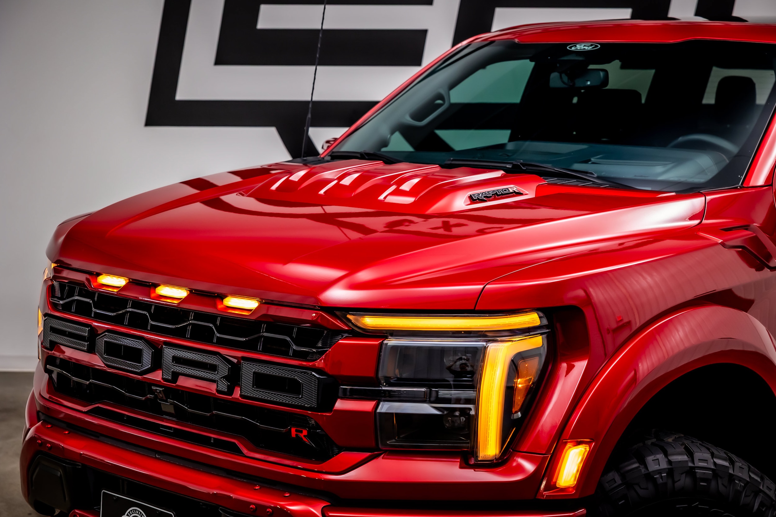 2024 Ford F-150 Raptor - Photo 29