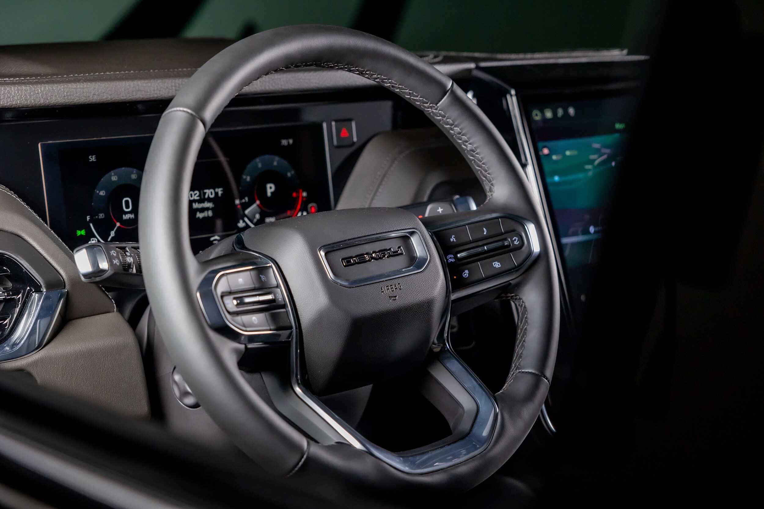 2026 GMC Yukon XL Denali - Photo 28