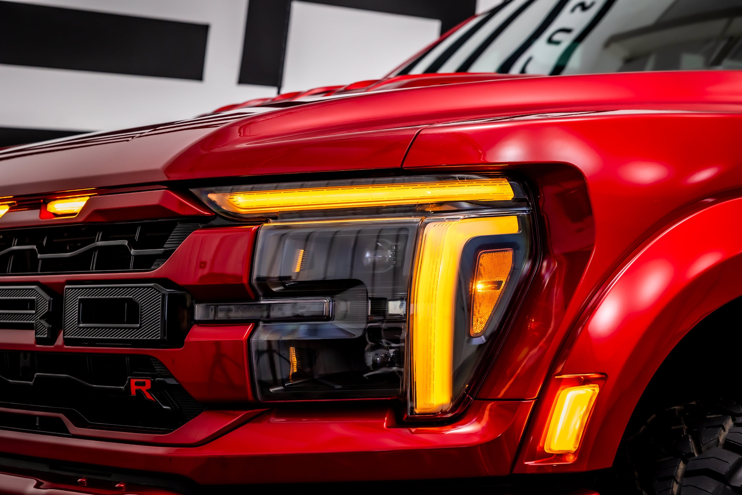2024 Ford F-150 Raptor - Photo 23