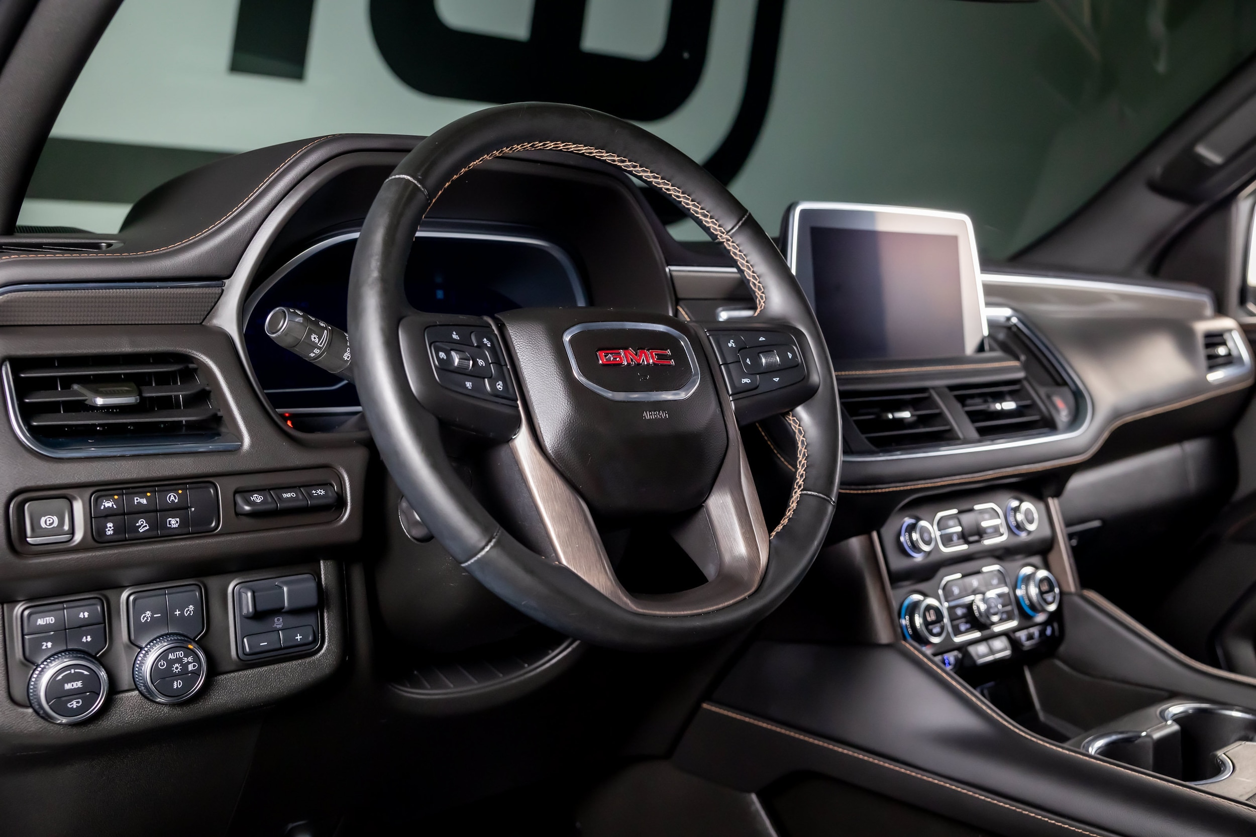 2023 GMC Yukon XL AT4 - Photo 37