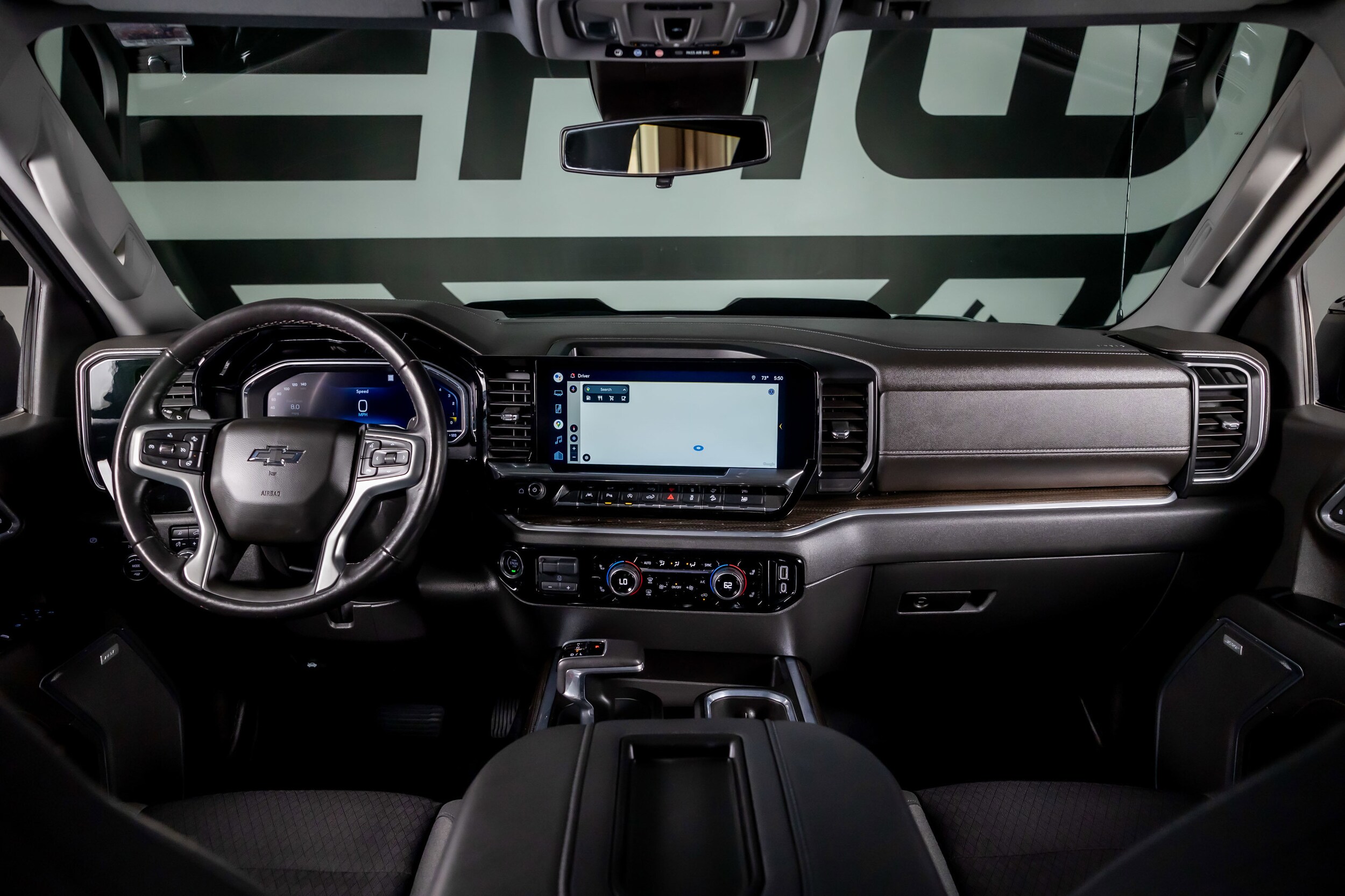 2022 Chevrolet Silverado 1500 LT Trail Boss photo 2