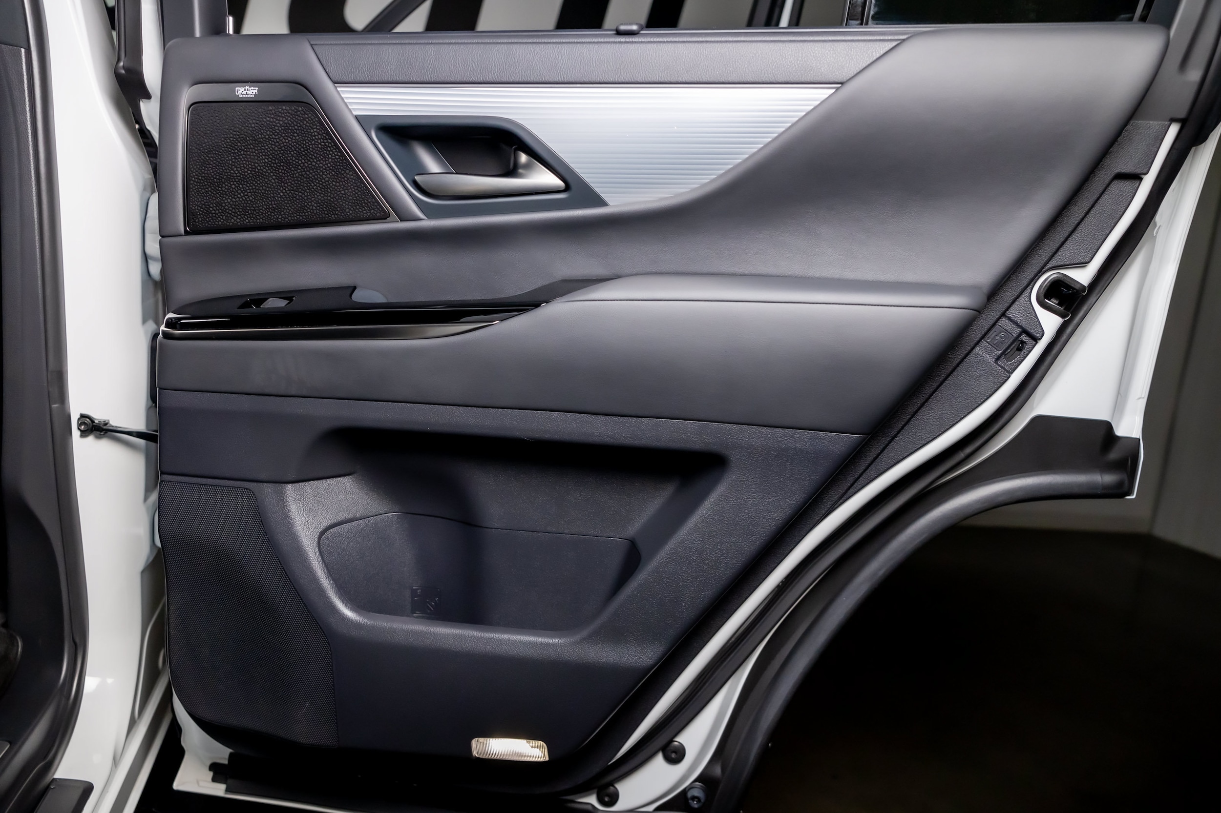 2024 Lexus LX 56