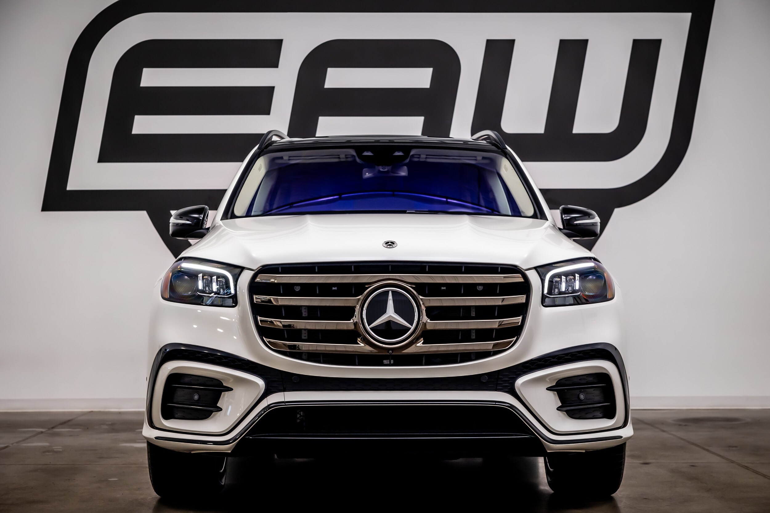 2024 Mercedes Benz GLS 450 photo 3