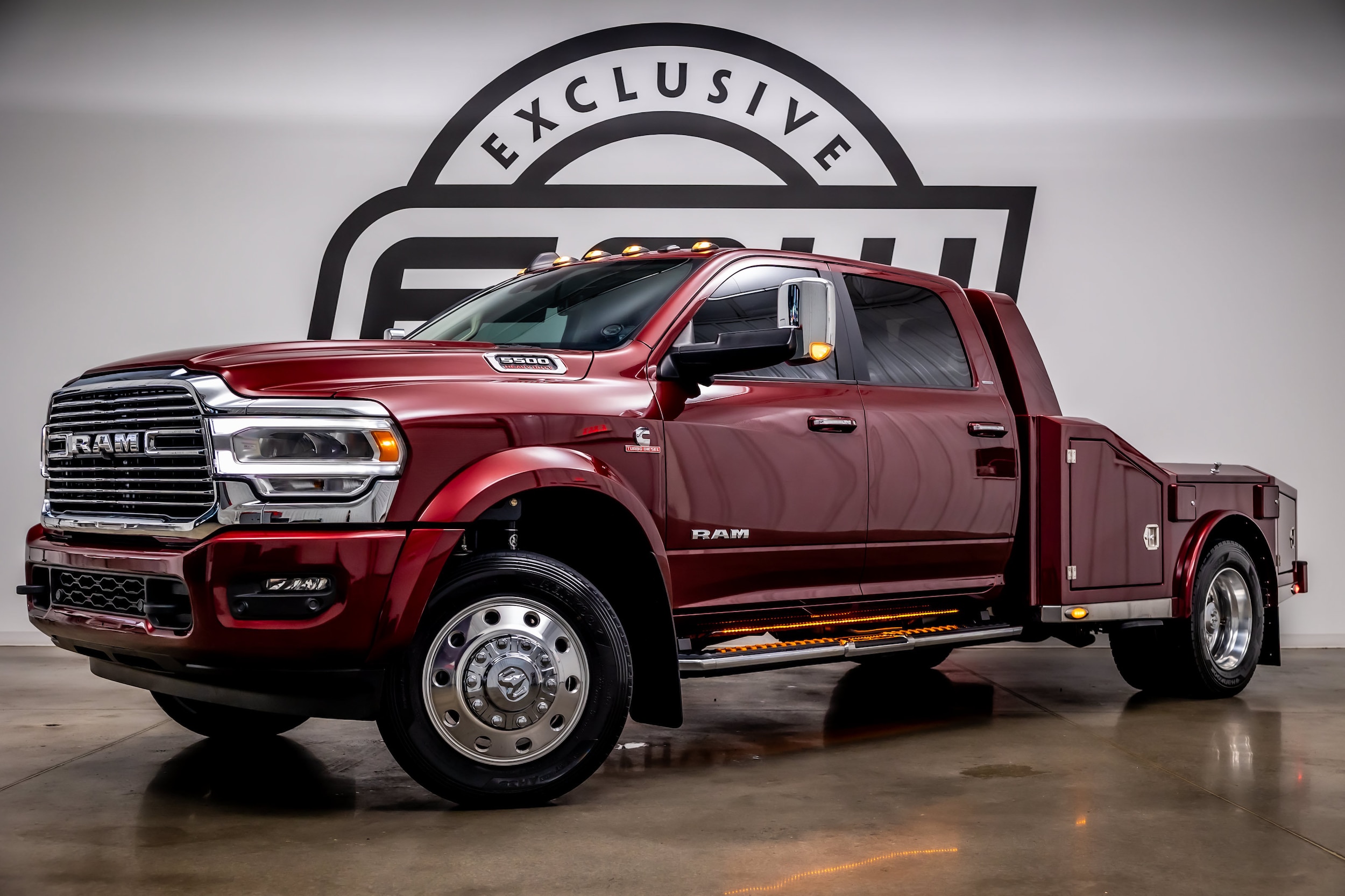 2022 RAM 5500 Laramie 4X4 Crew Cab DRW 173" WB's photo
