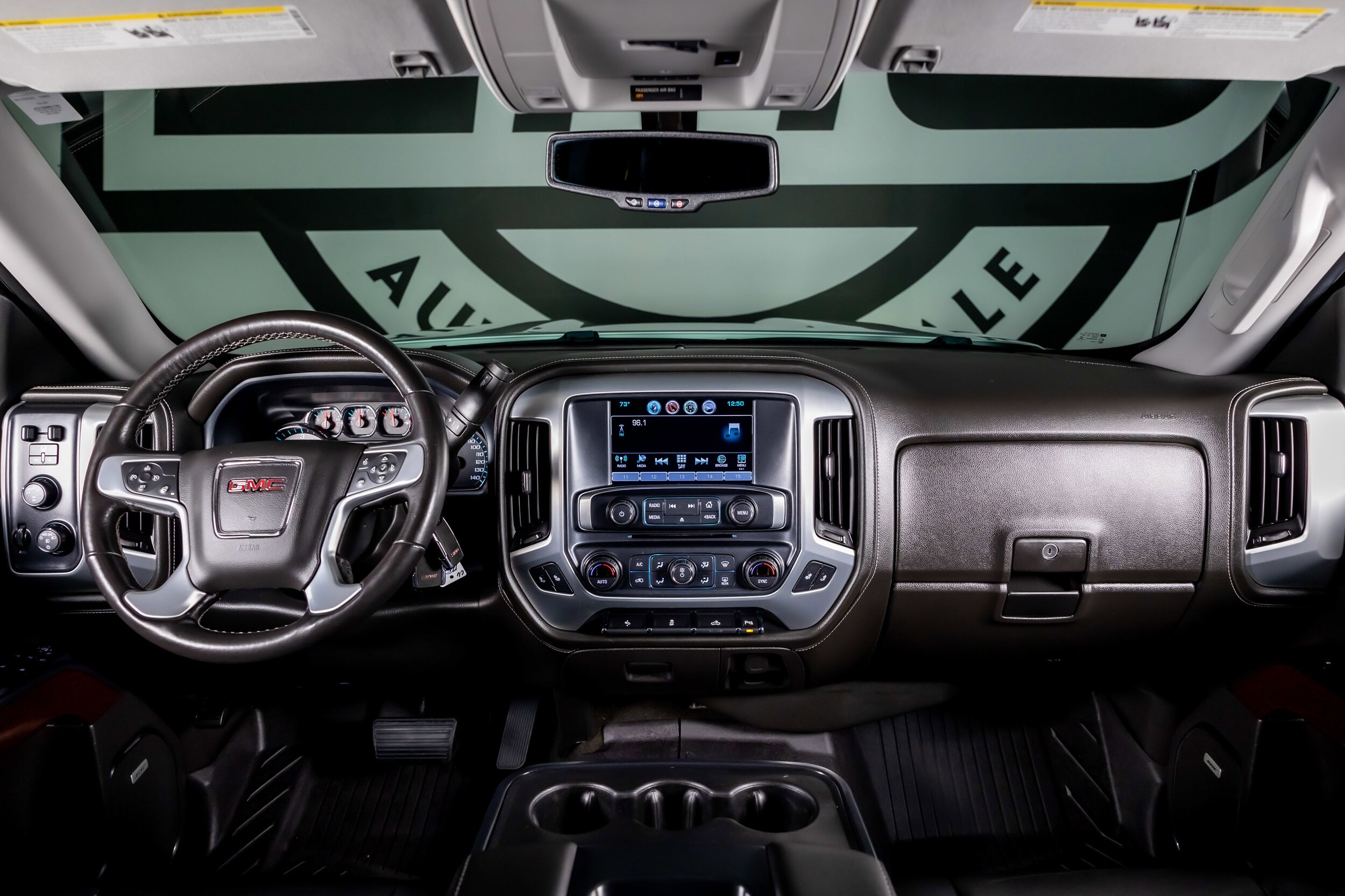 2018 Gmc Sierra 1500 SLT photo 2