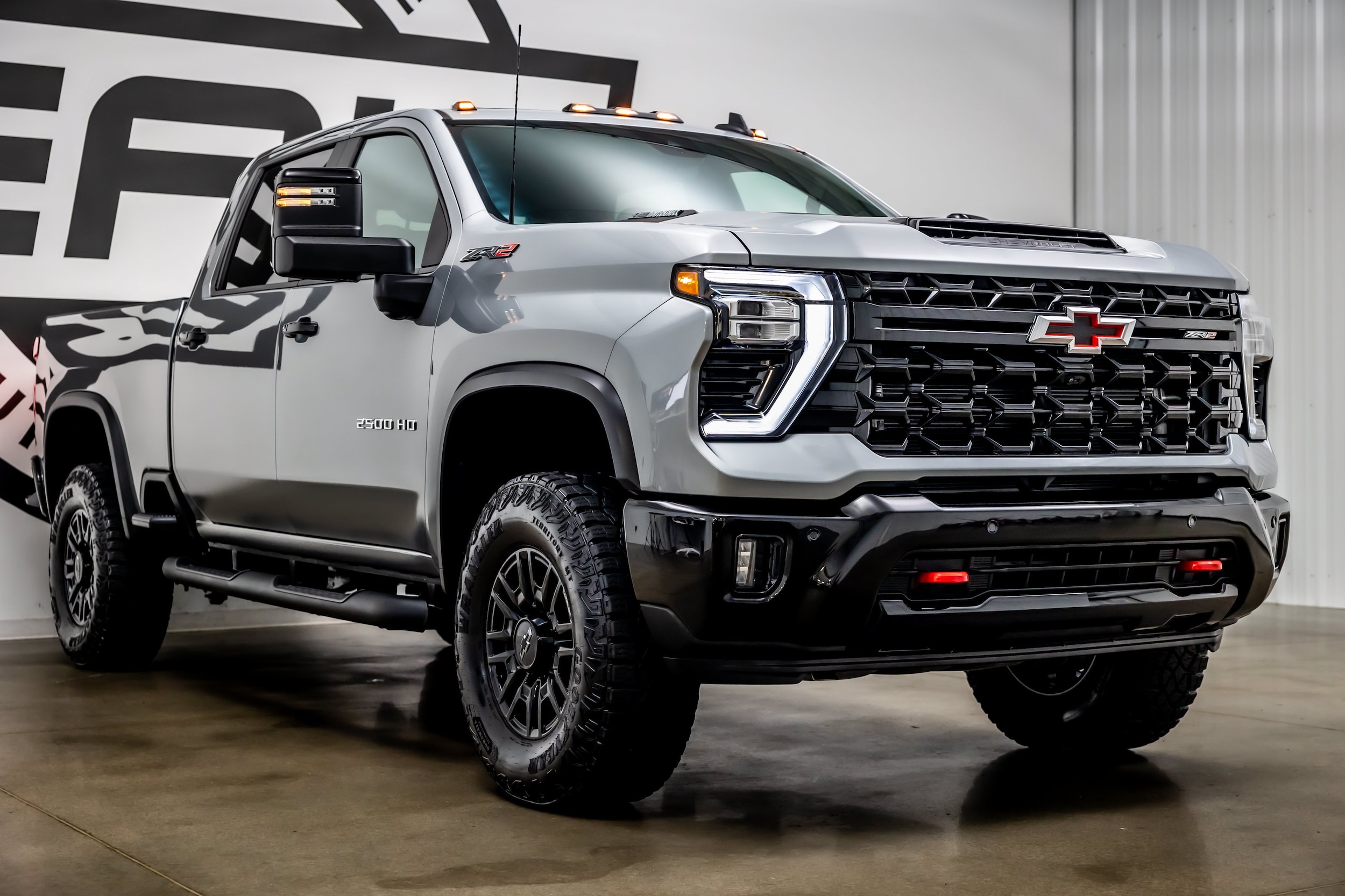2025 Chevrolet Silverado 2500HD ZR2 - Photo 29