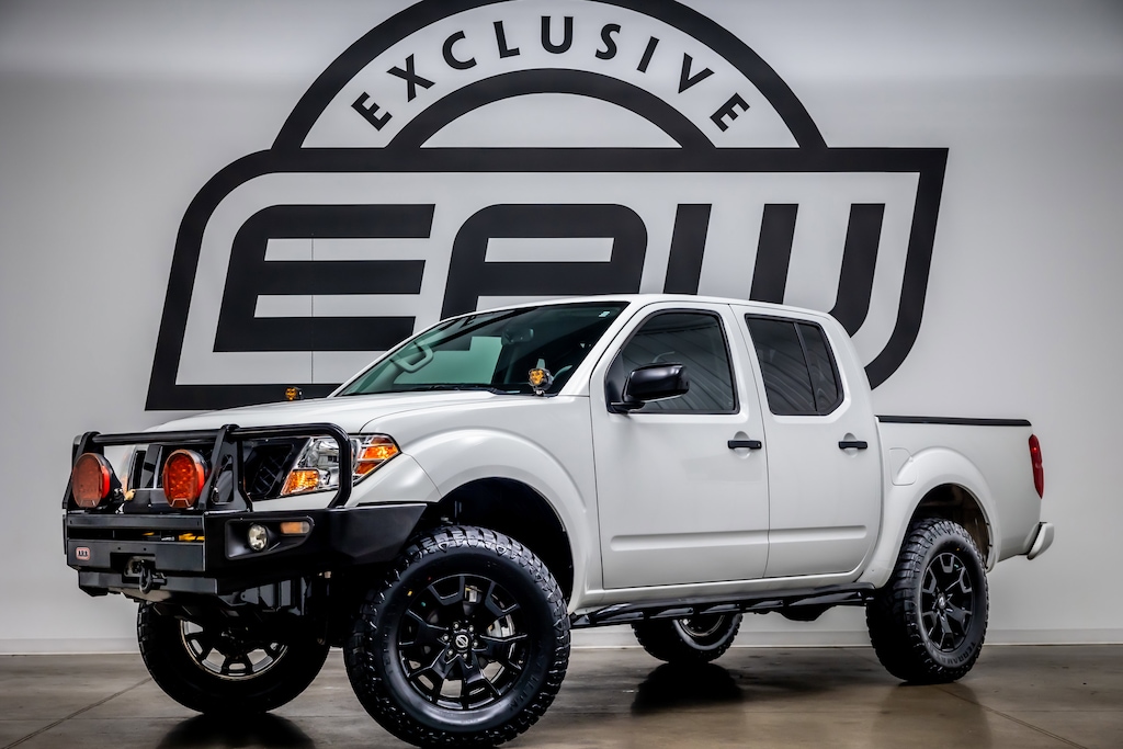 Used 2020 Nissan Frontier SV Truck Crew Cab