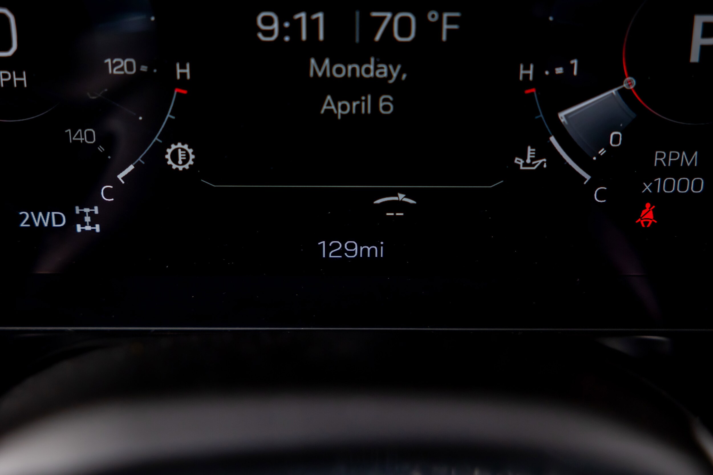 2026 GMC Yukon XL Denali - Photo 13