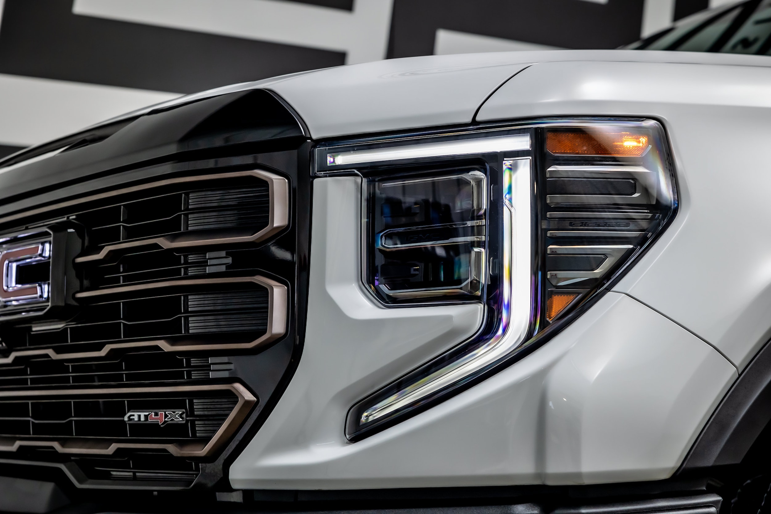 2023 GMC Sierra 1500 AT4X - Photo 17