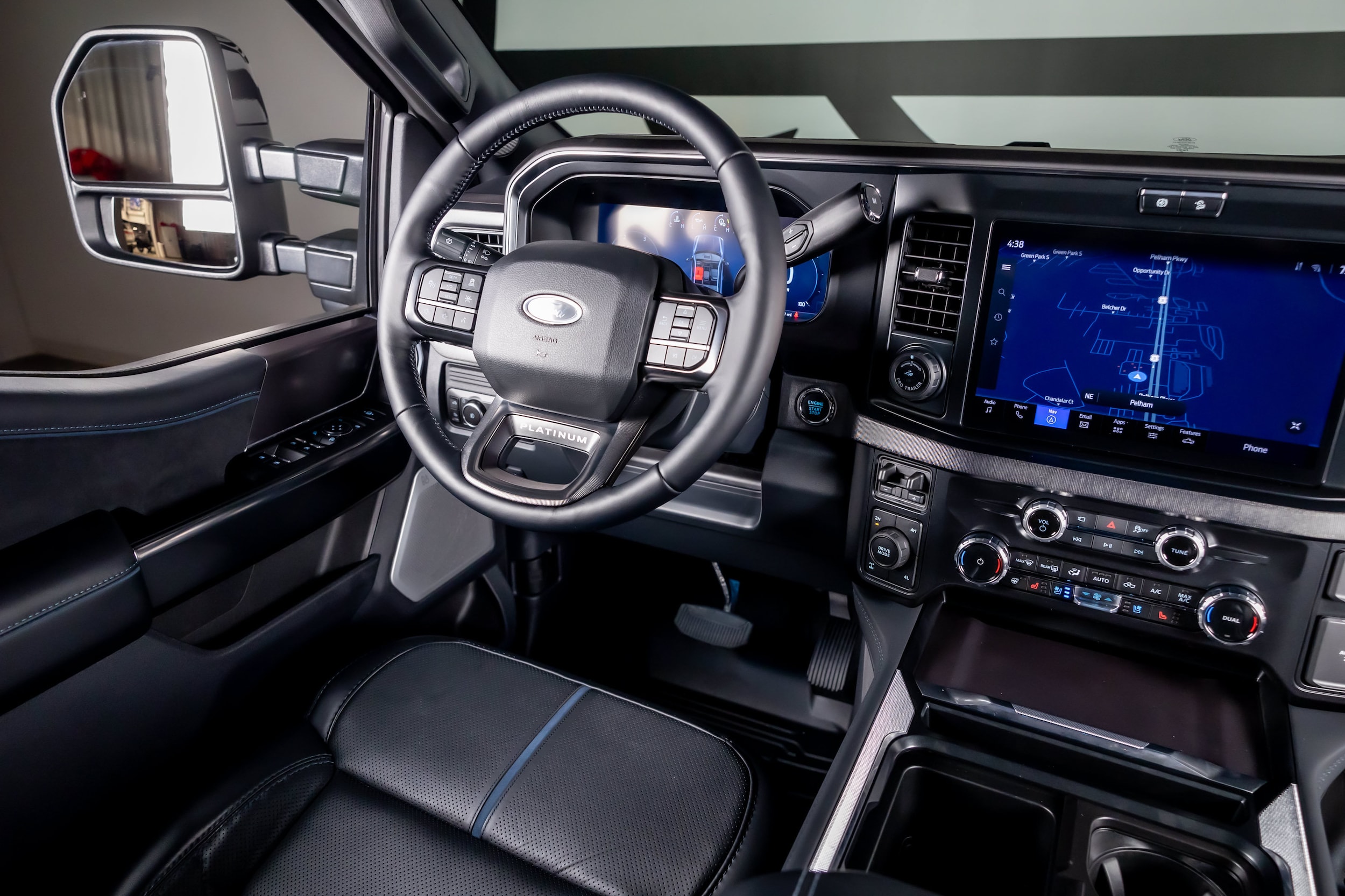 2026 Ford F-250 Super Duty Platinum - Photo 7