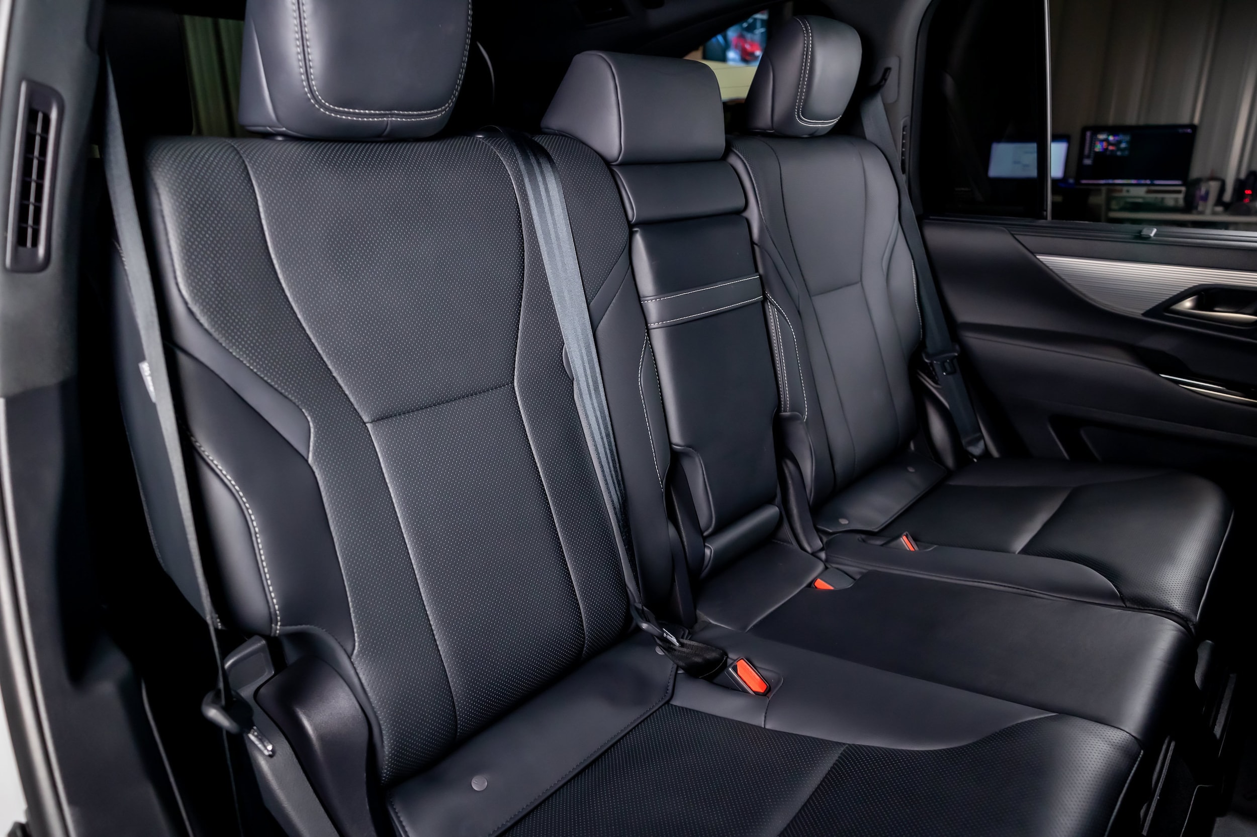 2024 Lexus LX 69