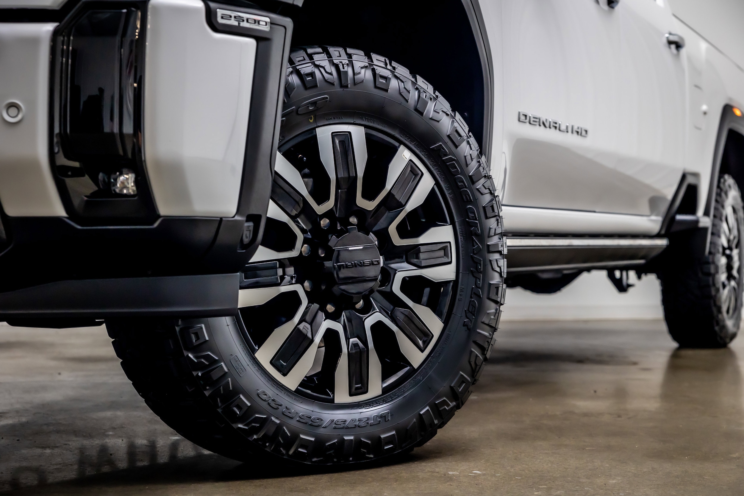 2025 GMC Sierra 2500HD Denali Ultimate - Photo 24