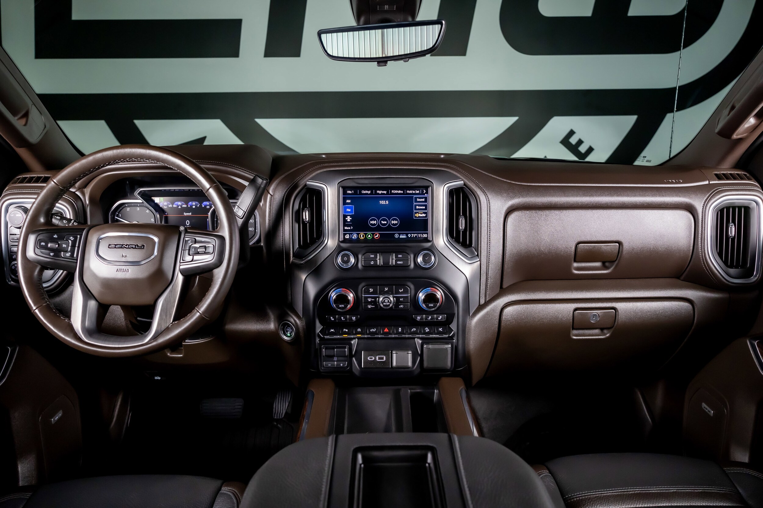 2020 Gmc Sierra 1500 Denali photo 2