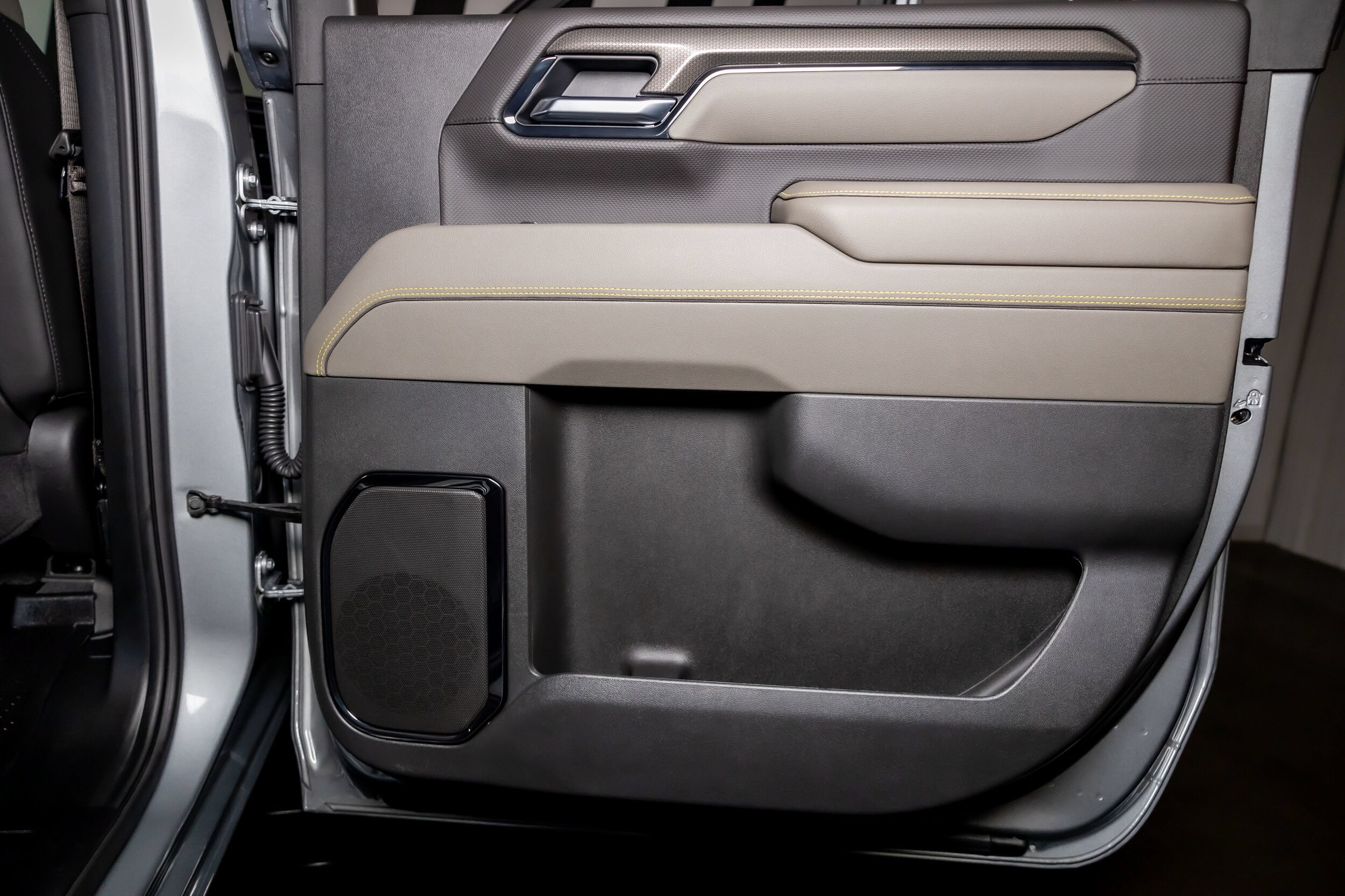 2025 Chevrolet Silverado 2500HD ZR2 - Photo 43