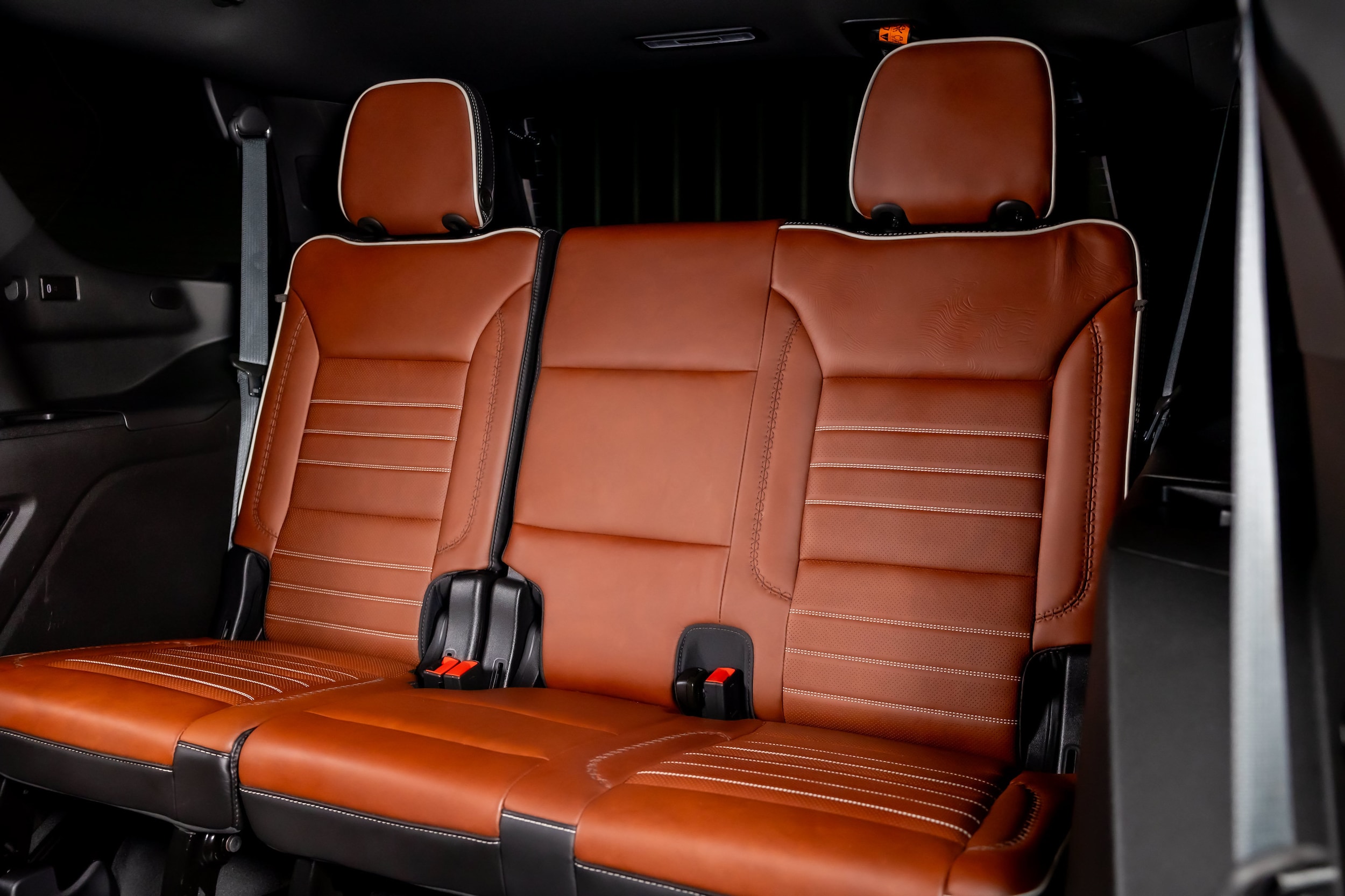 2024 GMC Yukon Denali Ultimate - Photo 28