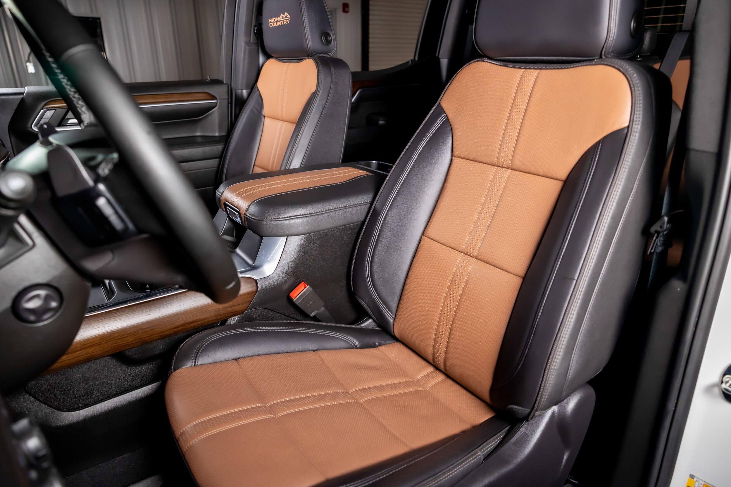2024 Chevrolet Silverado 1500 High Country photo 4