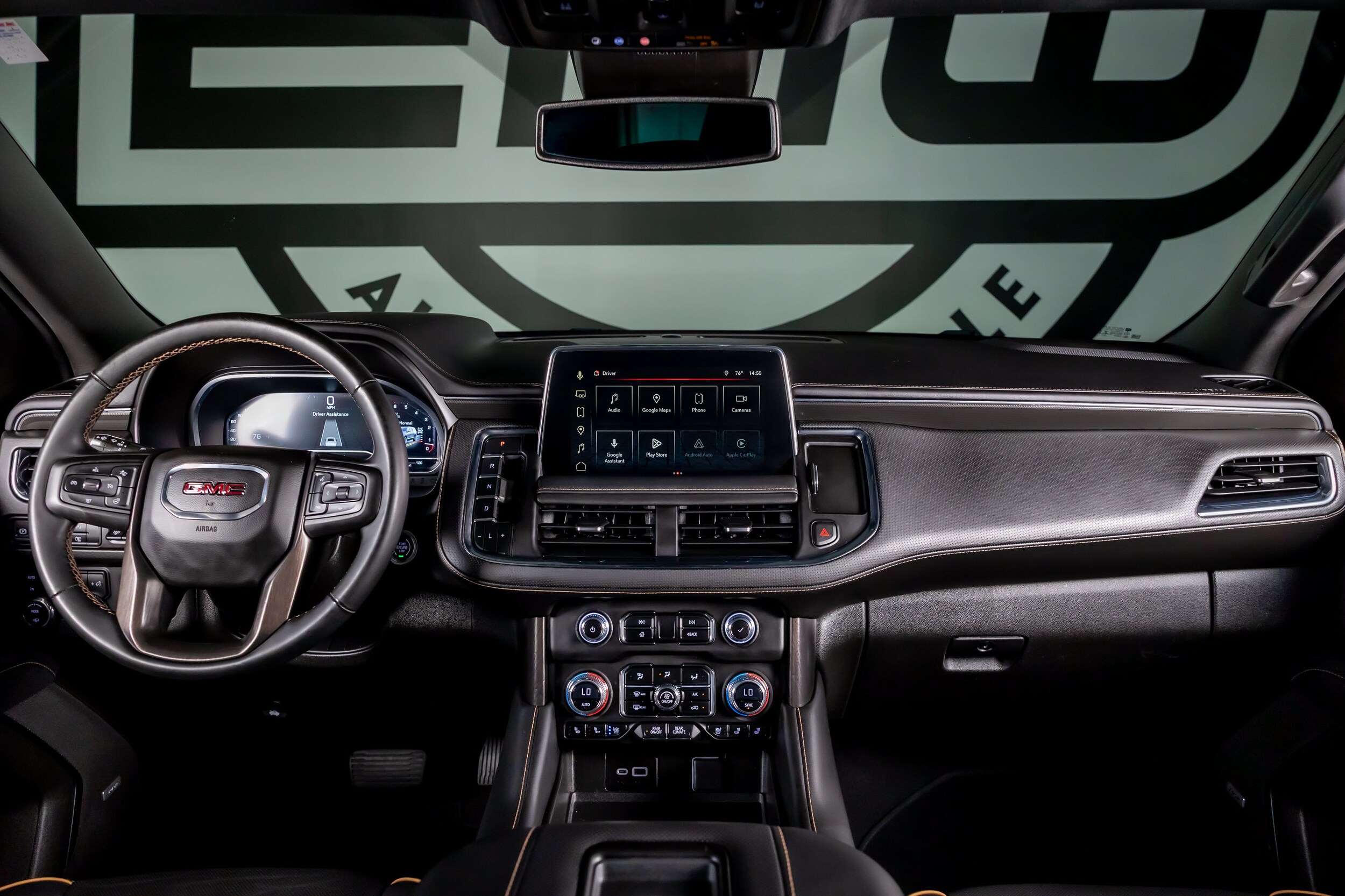 2023 GMC Yukon XL AT4 - Photo 3