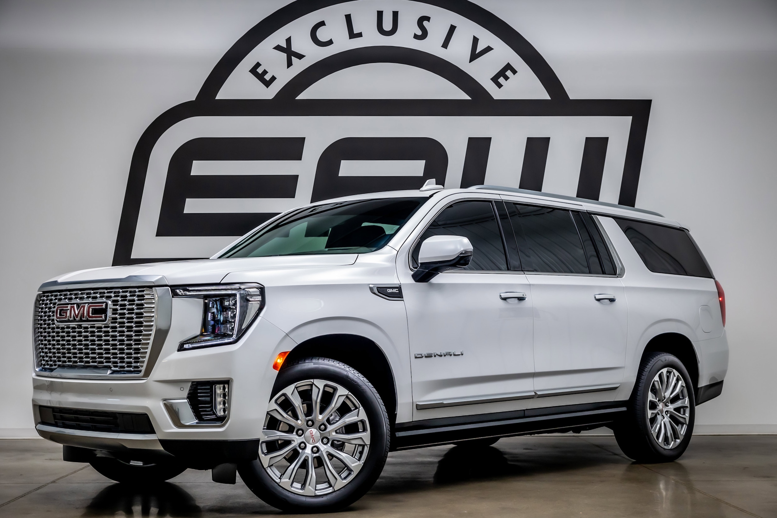 2023 GMC Yukon XL Denali's photo