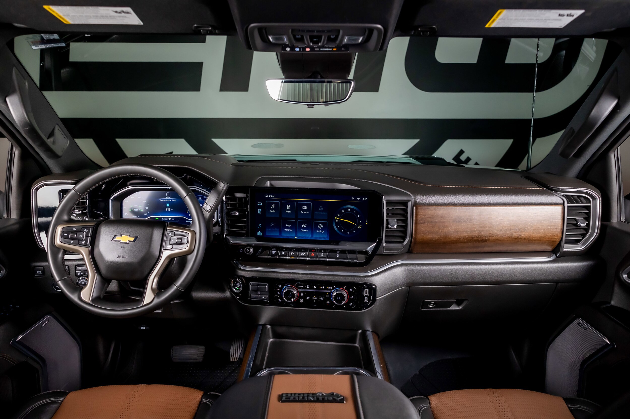 2024 Chevrolet Silverado 2500HD High Country photo 2