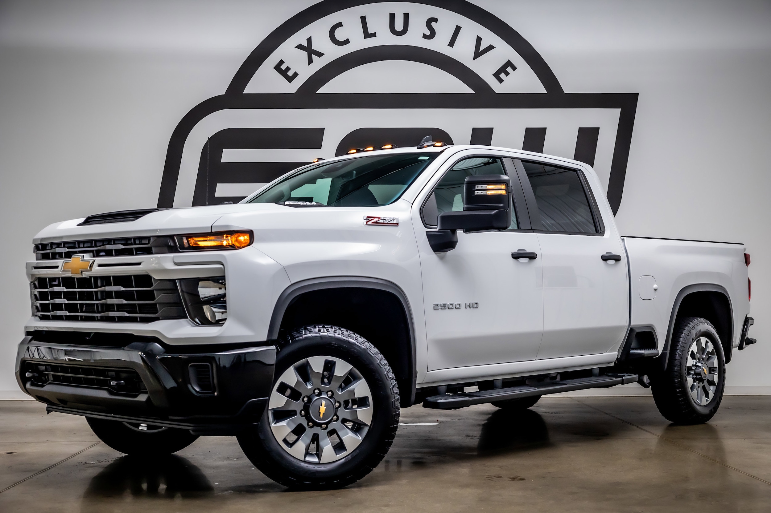 2024 Chevrolet Silverado HD Custom 4WD Crew Cab Standard Box's photo