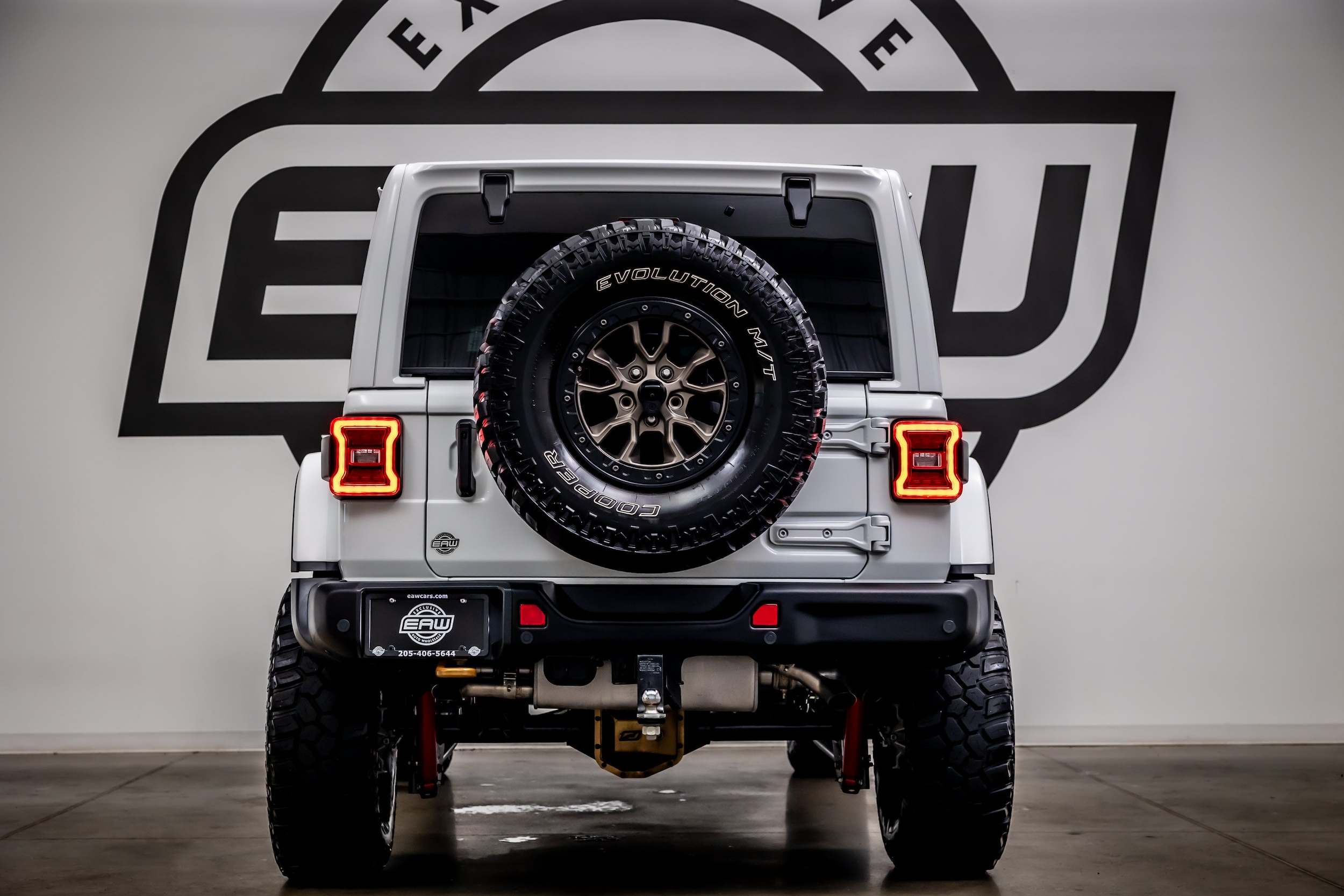 2023 Jeep Wrangler 4-Door Rubicon 392 - Photo 11