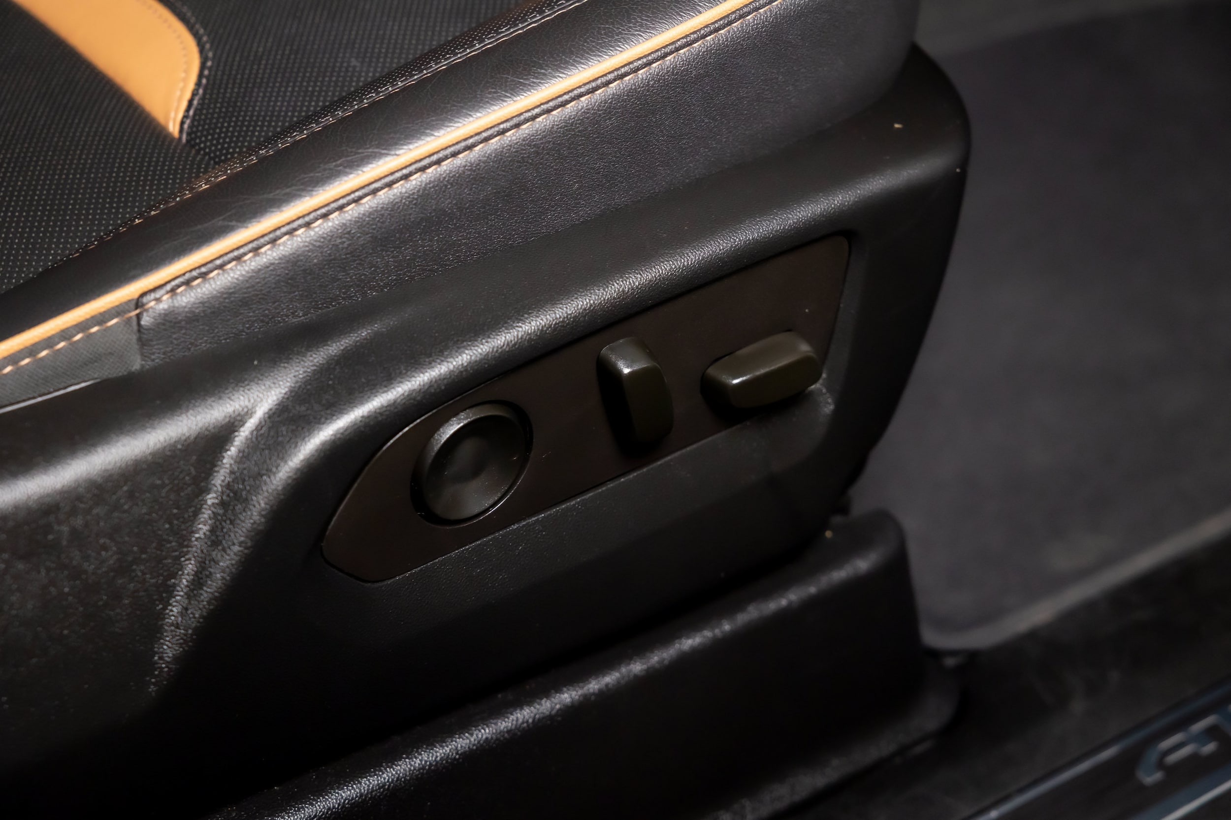 2023 GMC Yukon XL AT4 - Photo 47