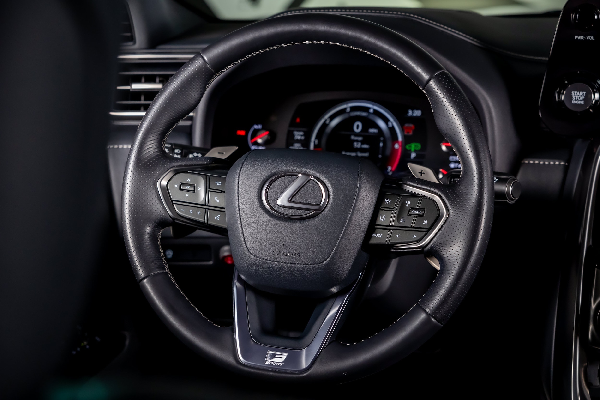 2024 Lexus LX 38
