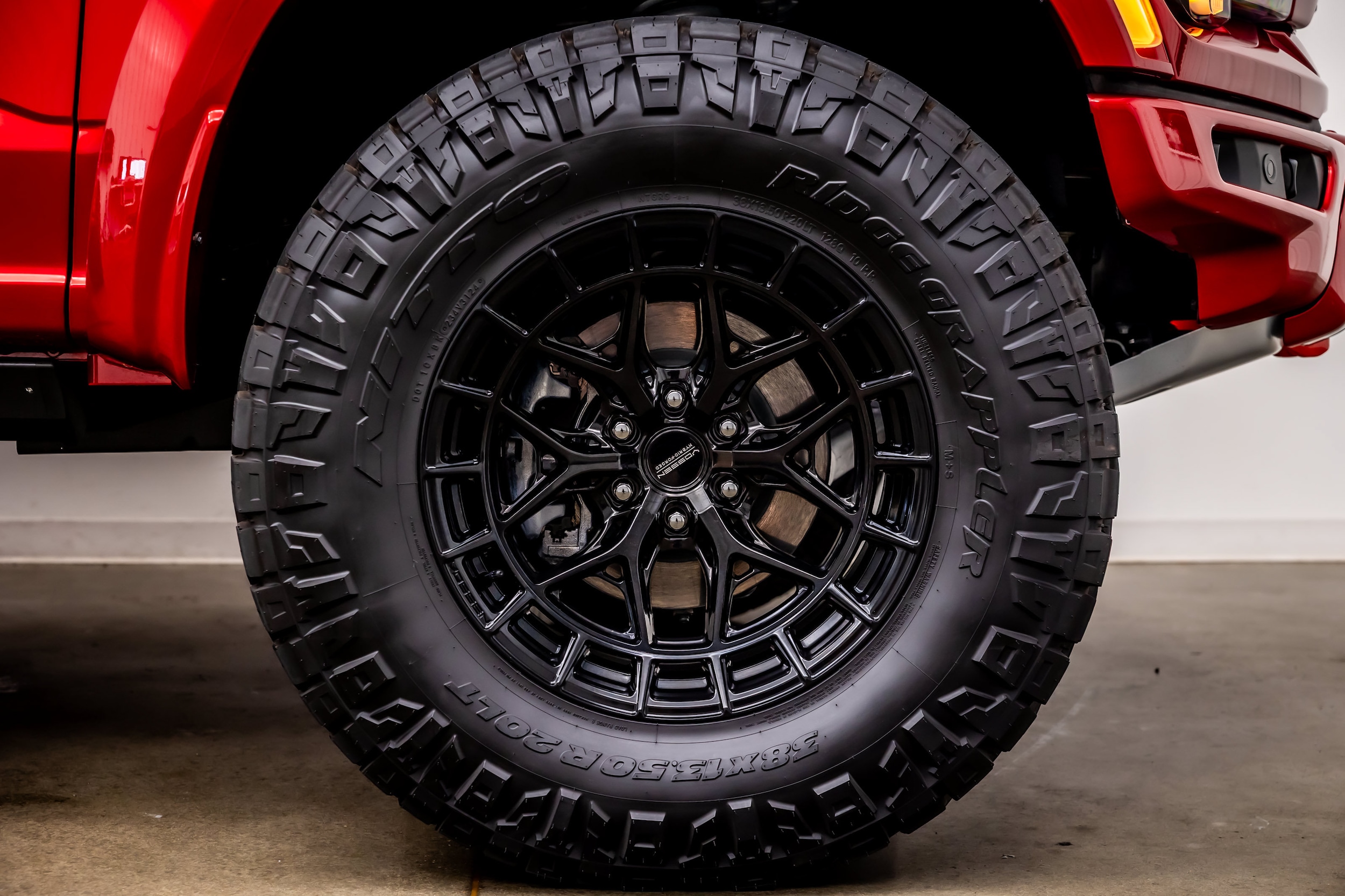 2024 Ford F-150 Raptor - Photo 48