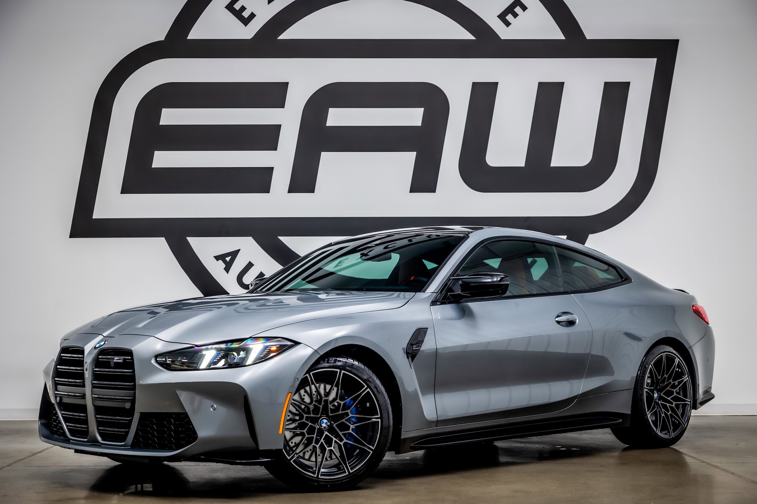 2025 BMW M4 CS's photo