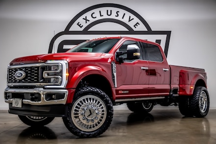 2026 Ford F-450 King Ranch 4WD Crew Cab 8 Box Truck Crew Cab