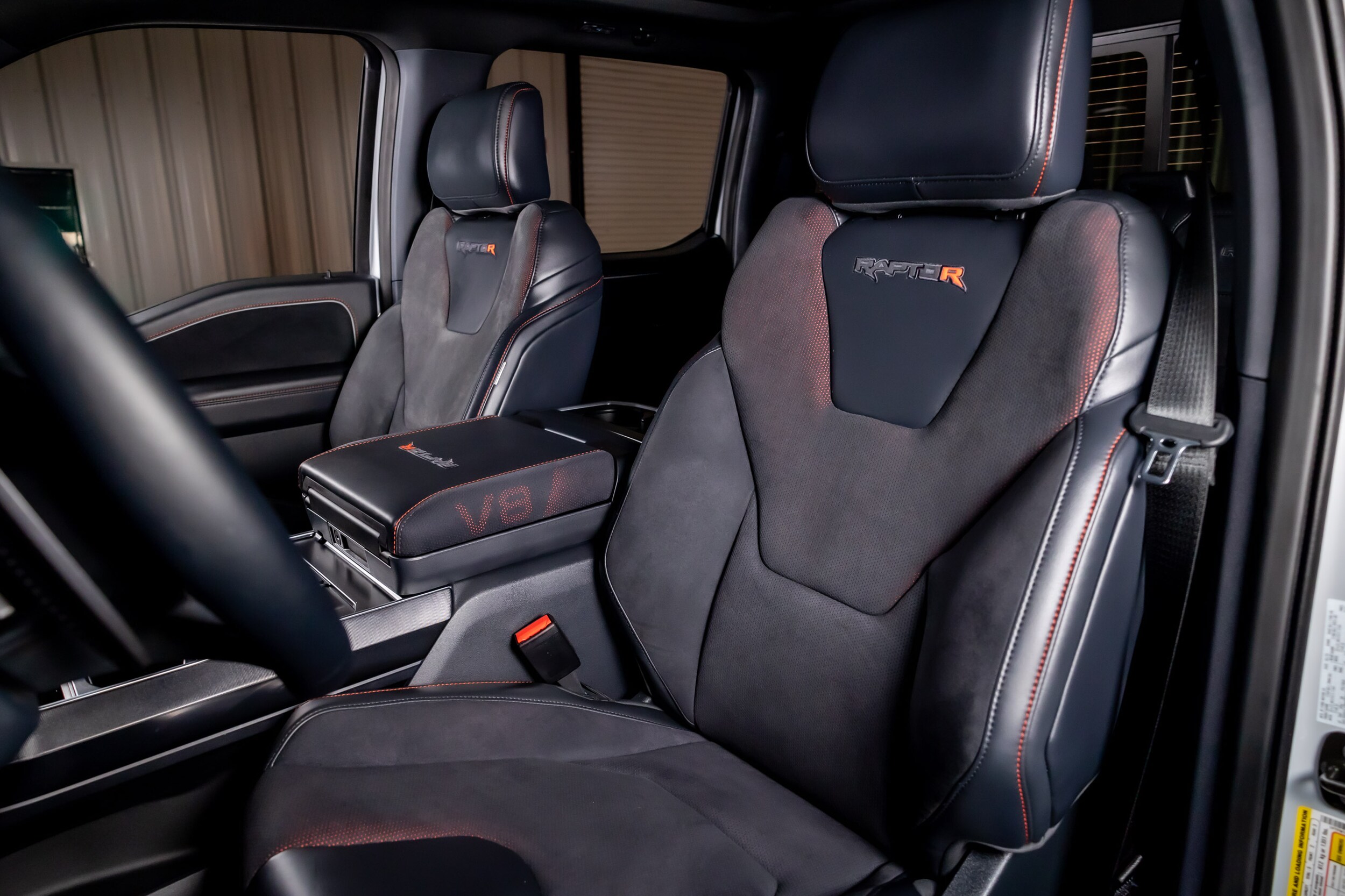 2025 Ford F-150 Raptor photo 4