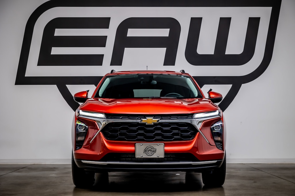 Used 2024 Chevrolet Trax LT SUV