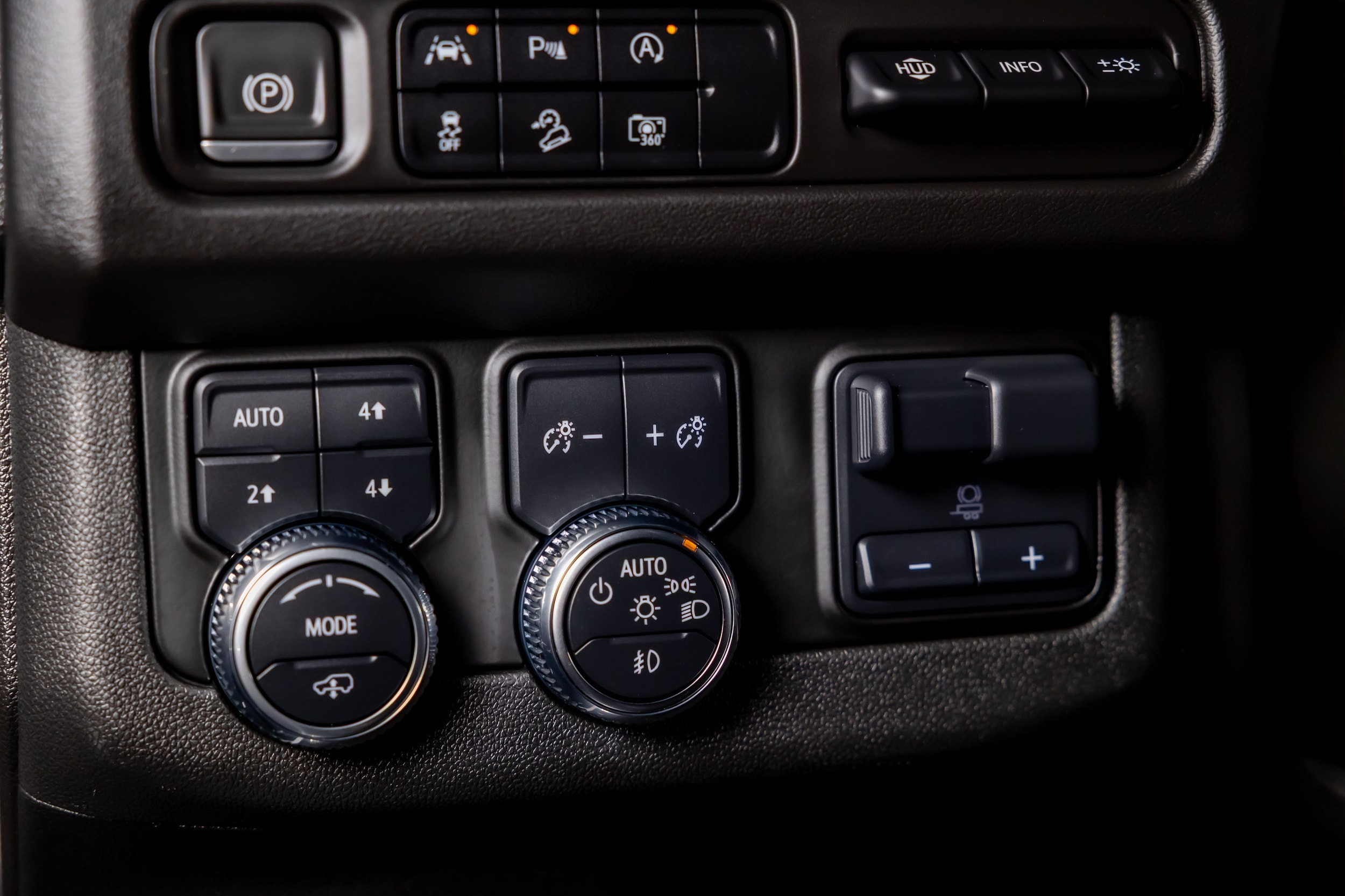 2023 GMC Yukon XL AT4 - Photo 51