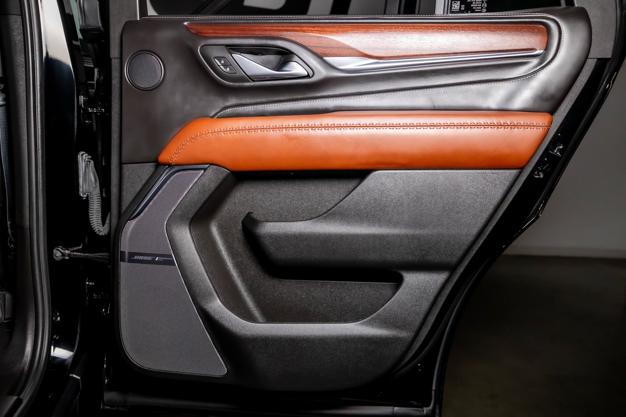 2024 GMC Yukon Denali Ultimate - Photo 43