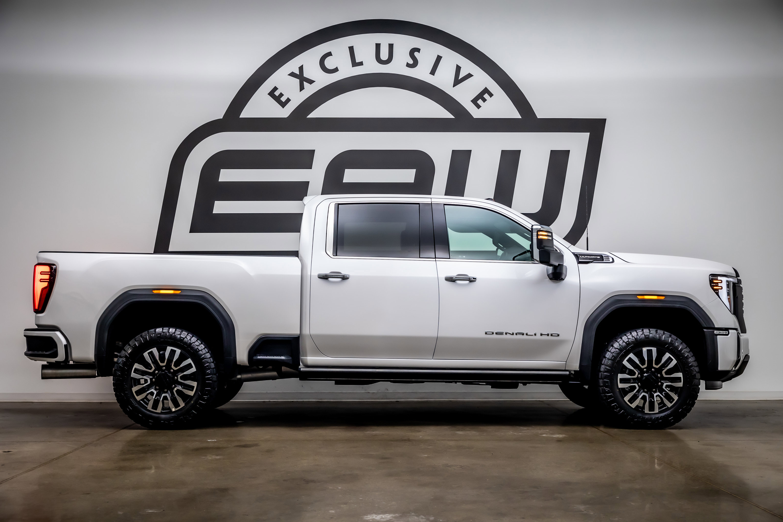 2025 GMC Sierra 2500HD Denali Ultimate - Photo 9