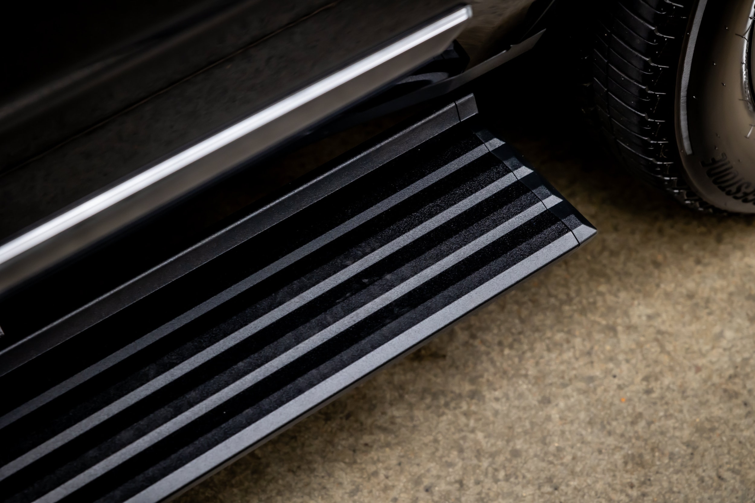 2024 GMC Yukon Denali Ultimate - Photo 19