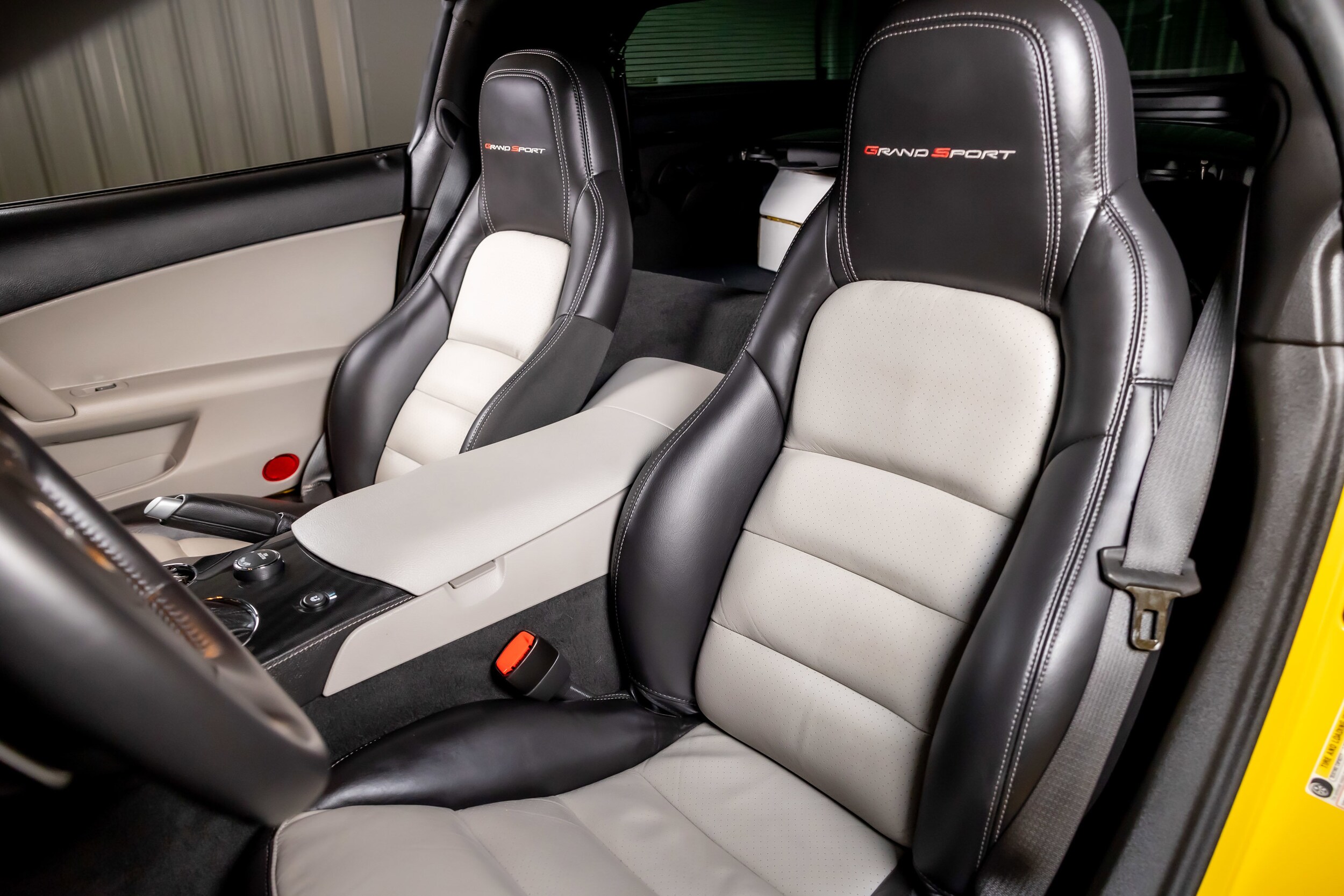 2011 Chevrolet Corvette Grand Sport 3LT photo 4