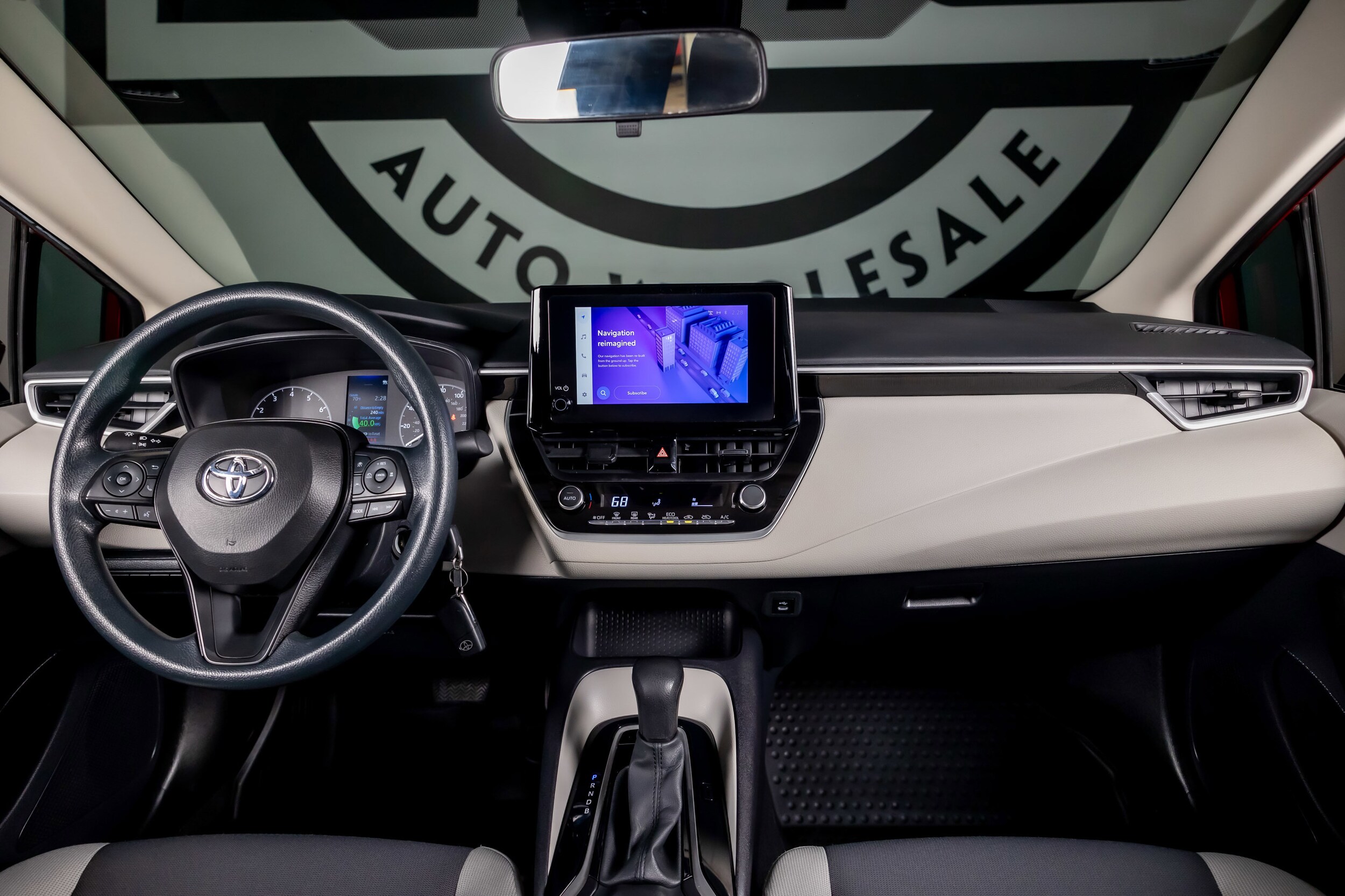 2024 Toyota Corolla LE photo 2