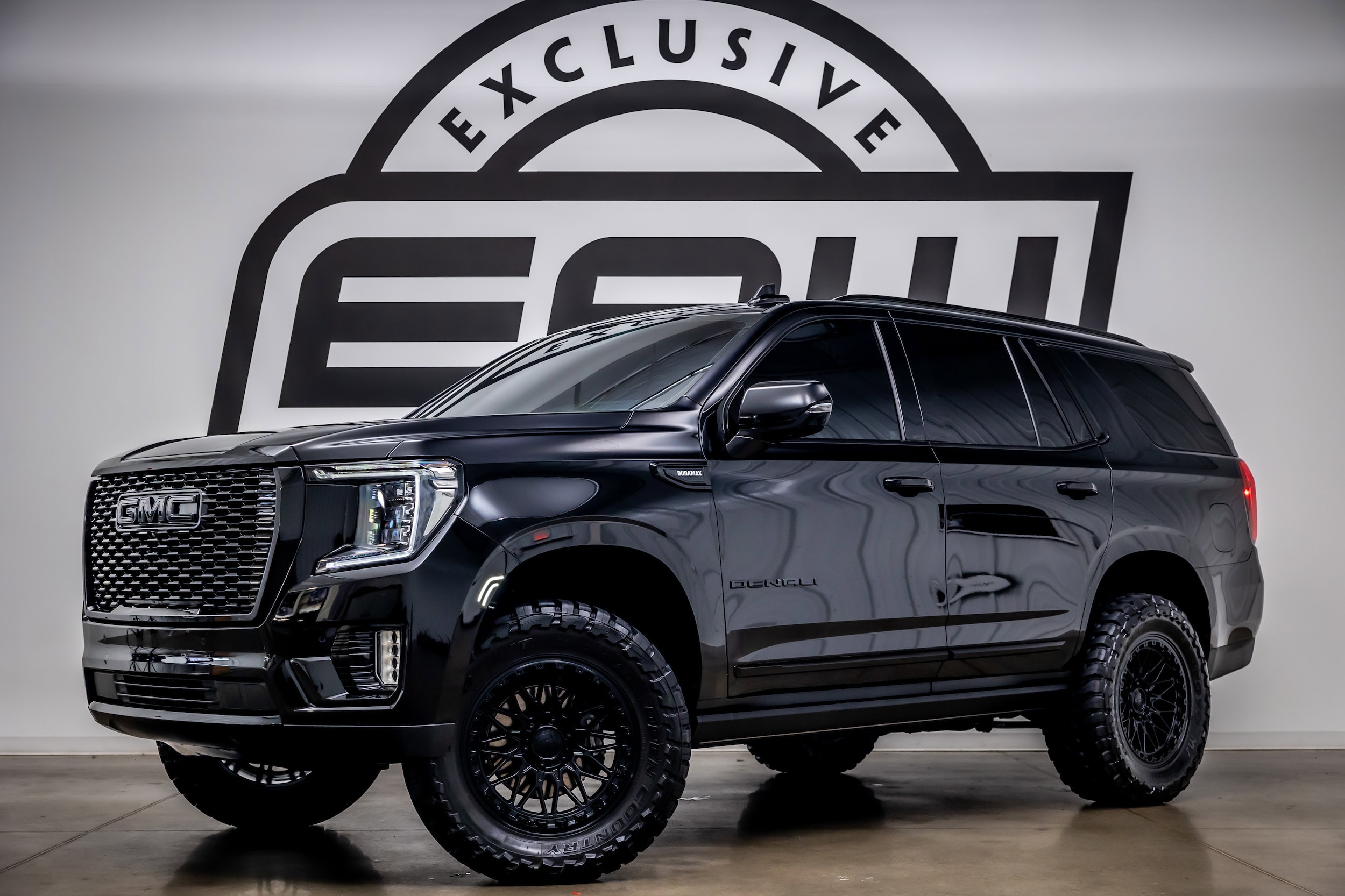 2024 GMC Yukon 4WD Denali's photo