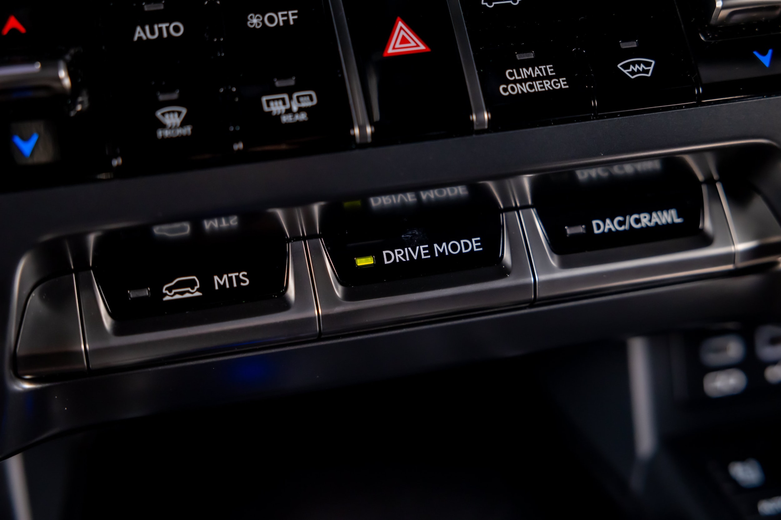 2024 Lexus LX 76