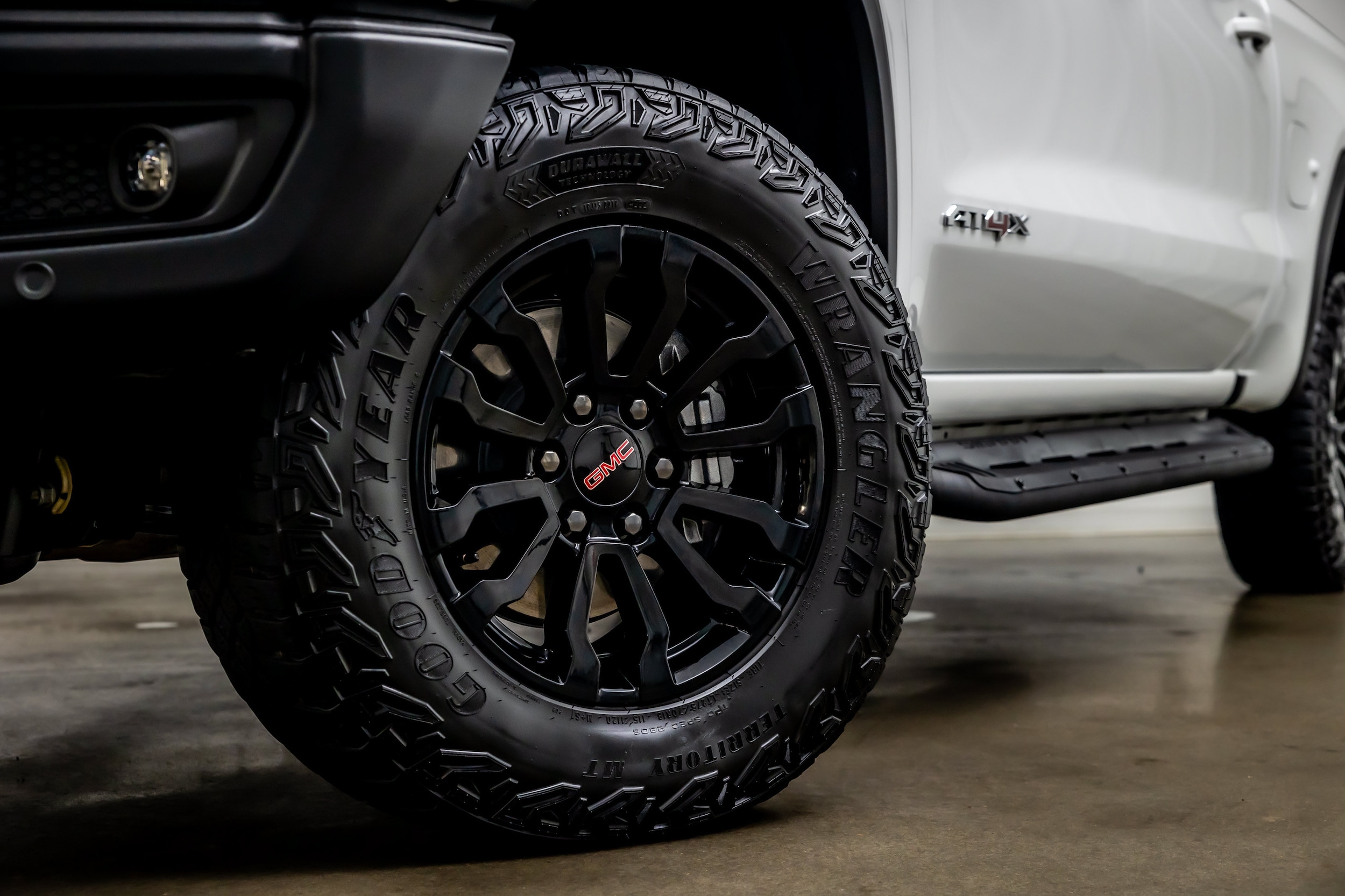 2023 GMC Sierra 1500 AT4X - Photo 27