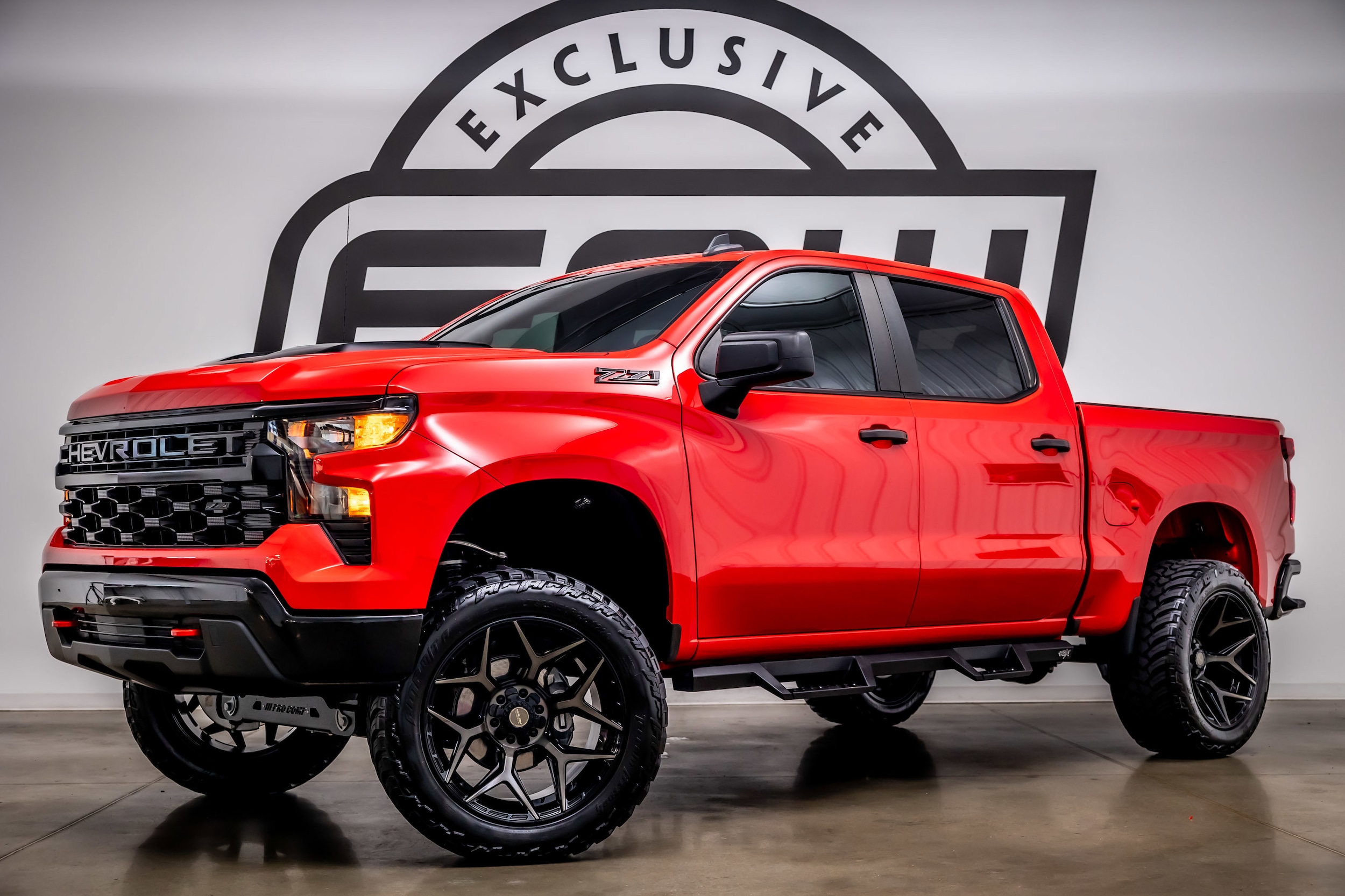 2023 Chevrolet Silverado 1500 Custom Trail Boss 4X4 Crew Cab Short Box's photo