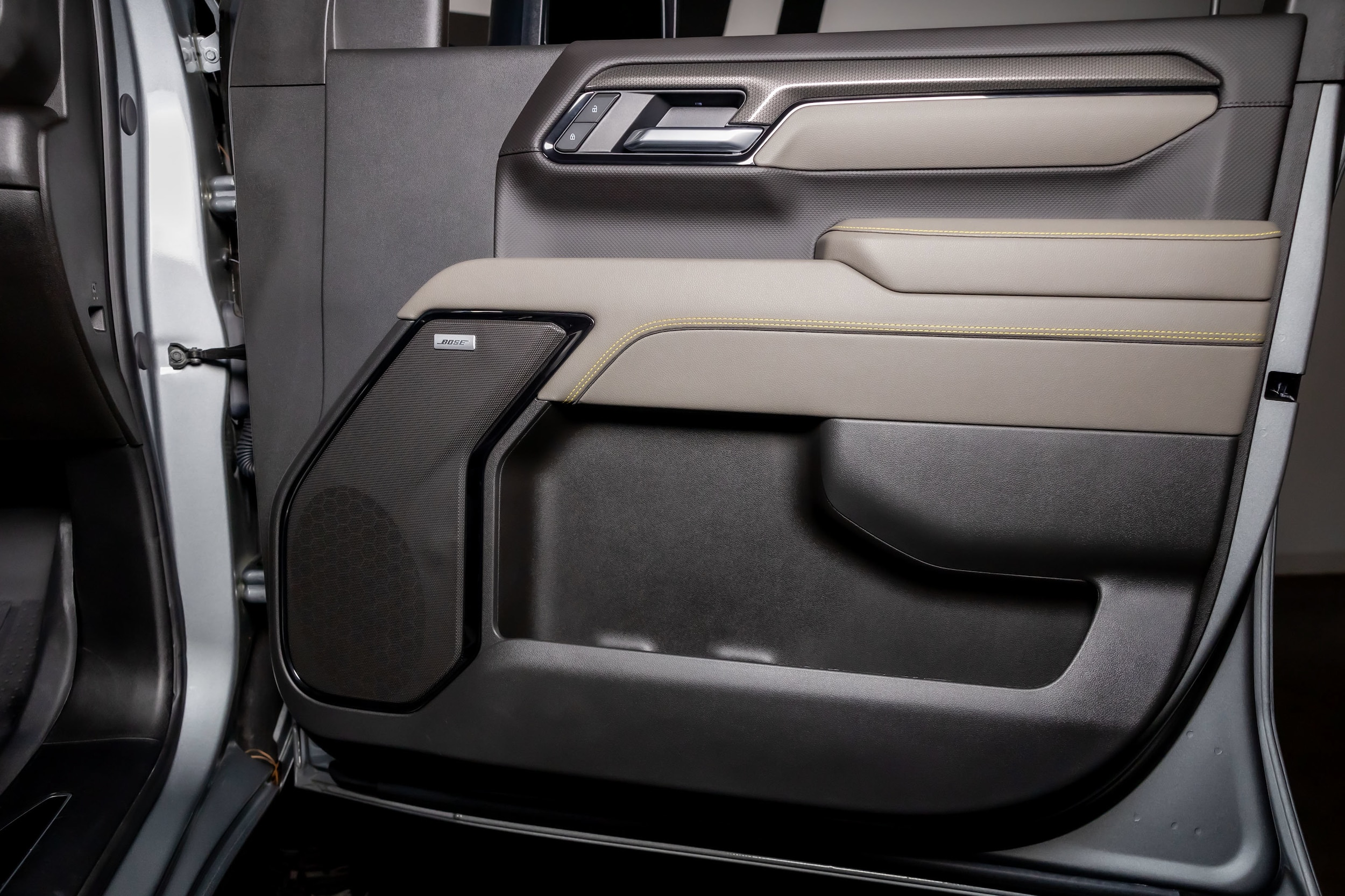 2025 Chevrolet Silverado 2500HD ZR2 - Photo 44