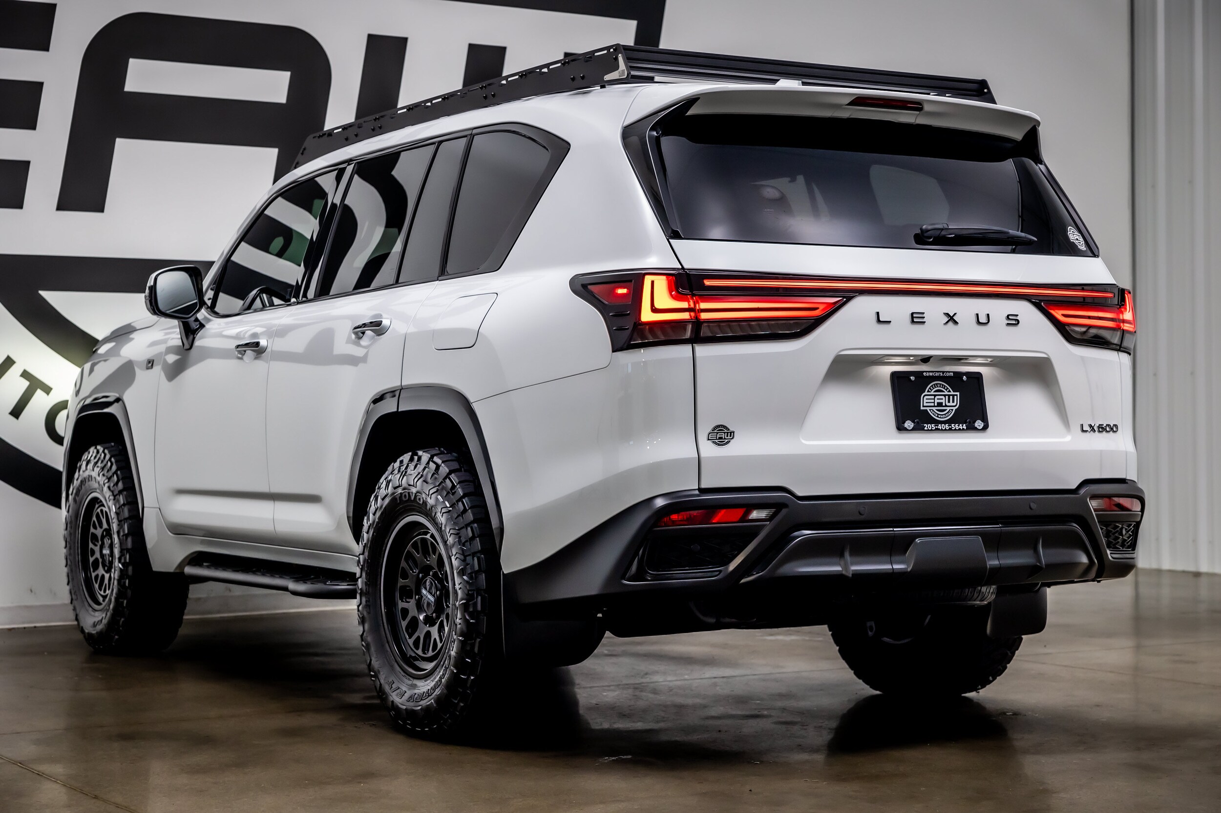 2024 Lexus LX 43
