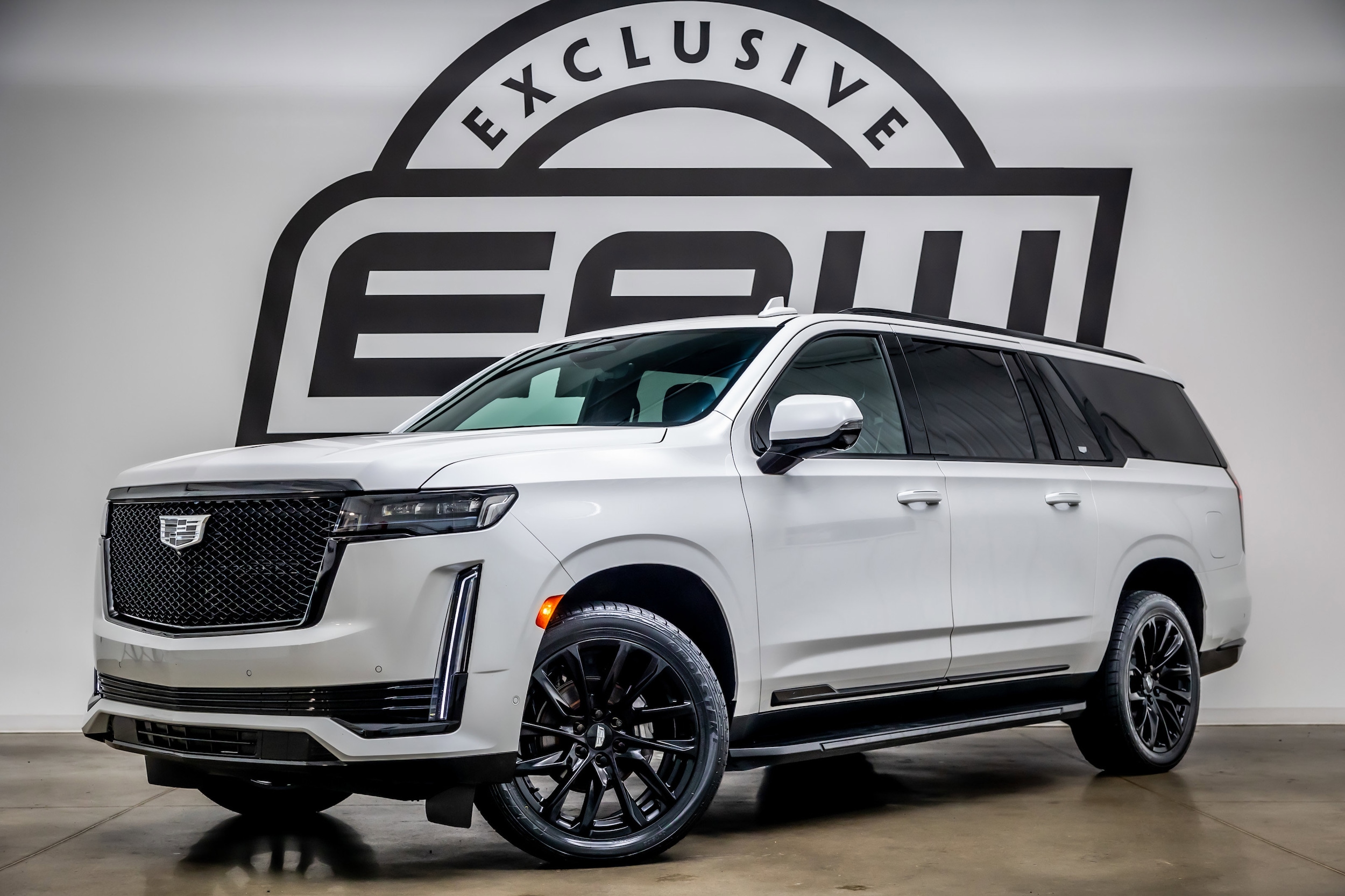 2023 Cadillac Escalade ESV 4WD Sport's photo