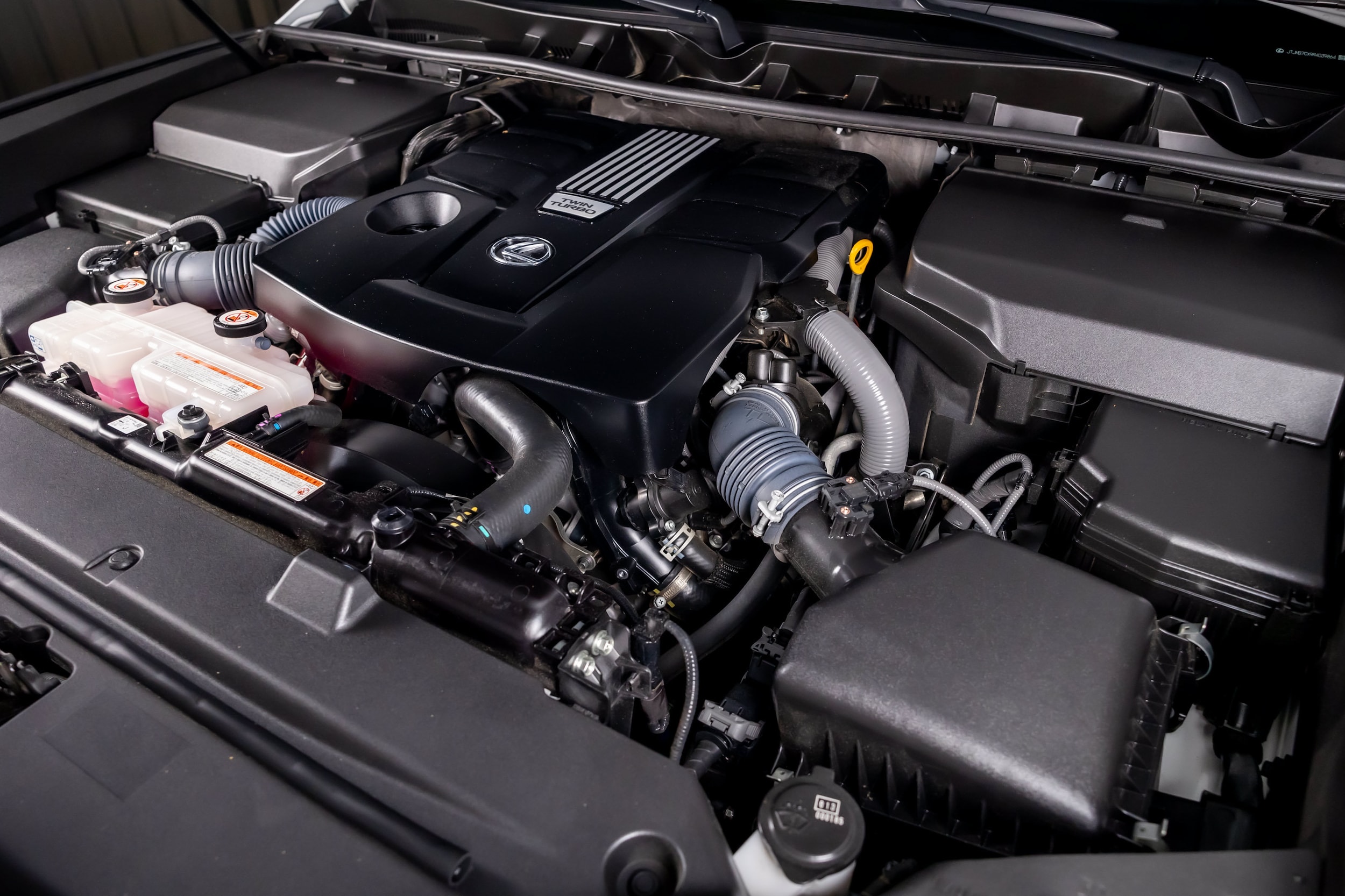 2024 Lexus LX 84