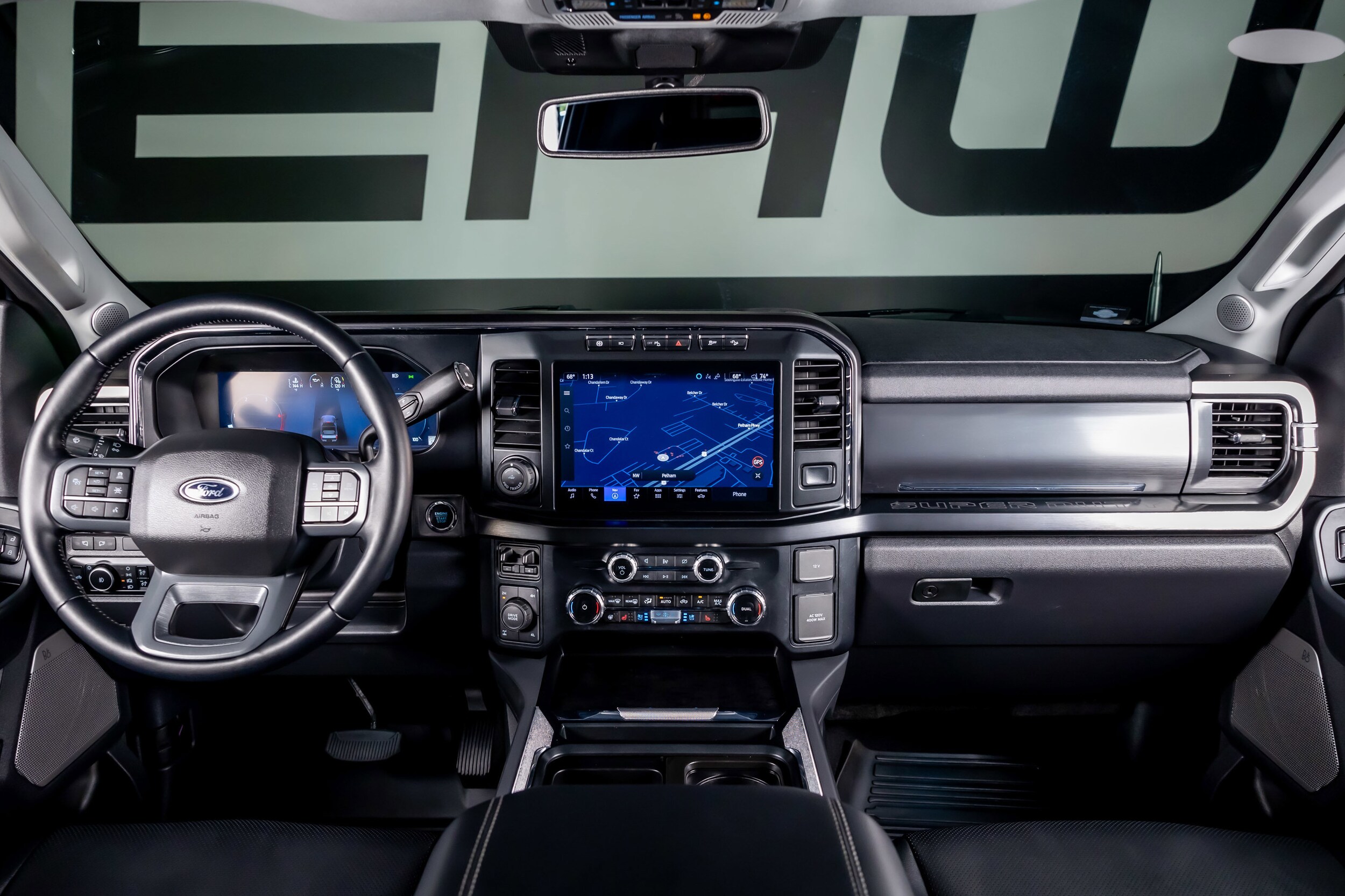 2024 Ford F-250 Lariat photo 2
