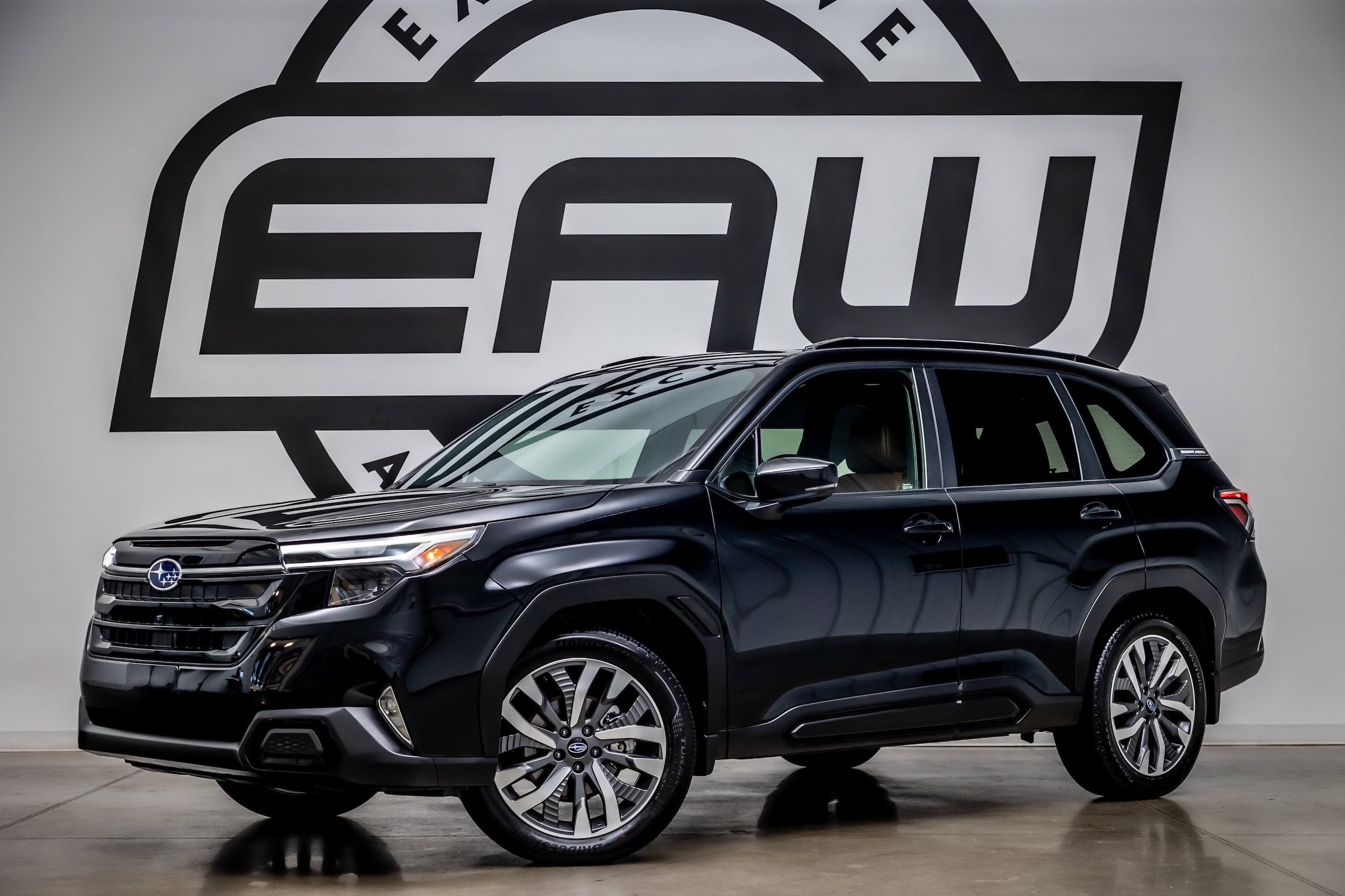 2025 Subaru Forester Touring's photo